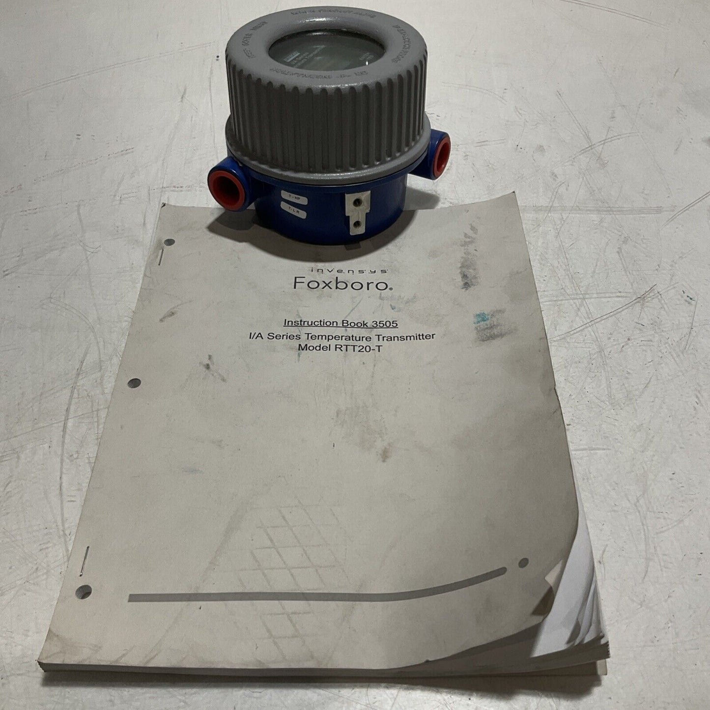 INVENSYS  FOXBORO RTT20-T1SNXFD-L3M1 10896900010 TEMPERATURE TRANSMITTER 373-U3S