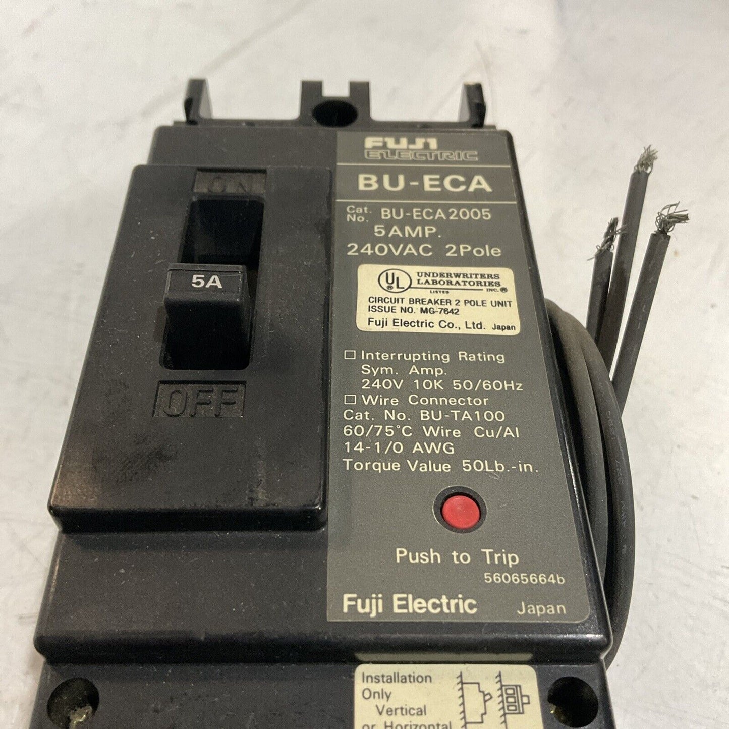 FUJI ELECTRONIC BU-ECA2005 CIRCUIT BREAKER  5AMP 240VAC 2 POLE  LOT OF 2 U3S