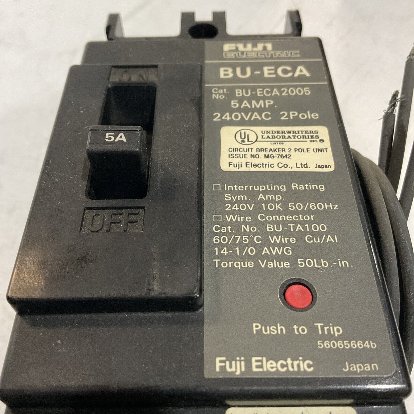 FUJI ELECTRONIC BU-ECA2005 CIRCUIT BREAKER  5AMP 240VAC 2 POLE  LOT OF 2 U3S