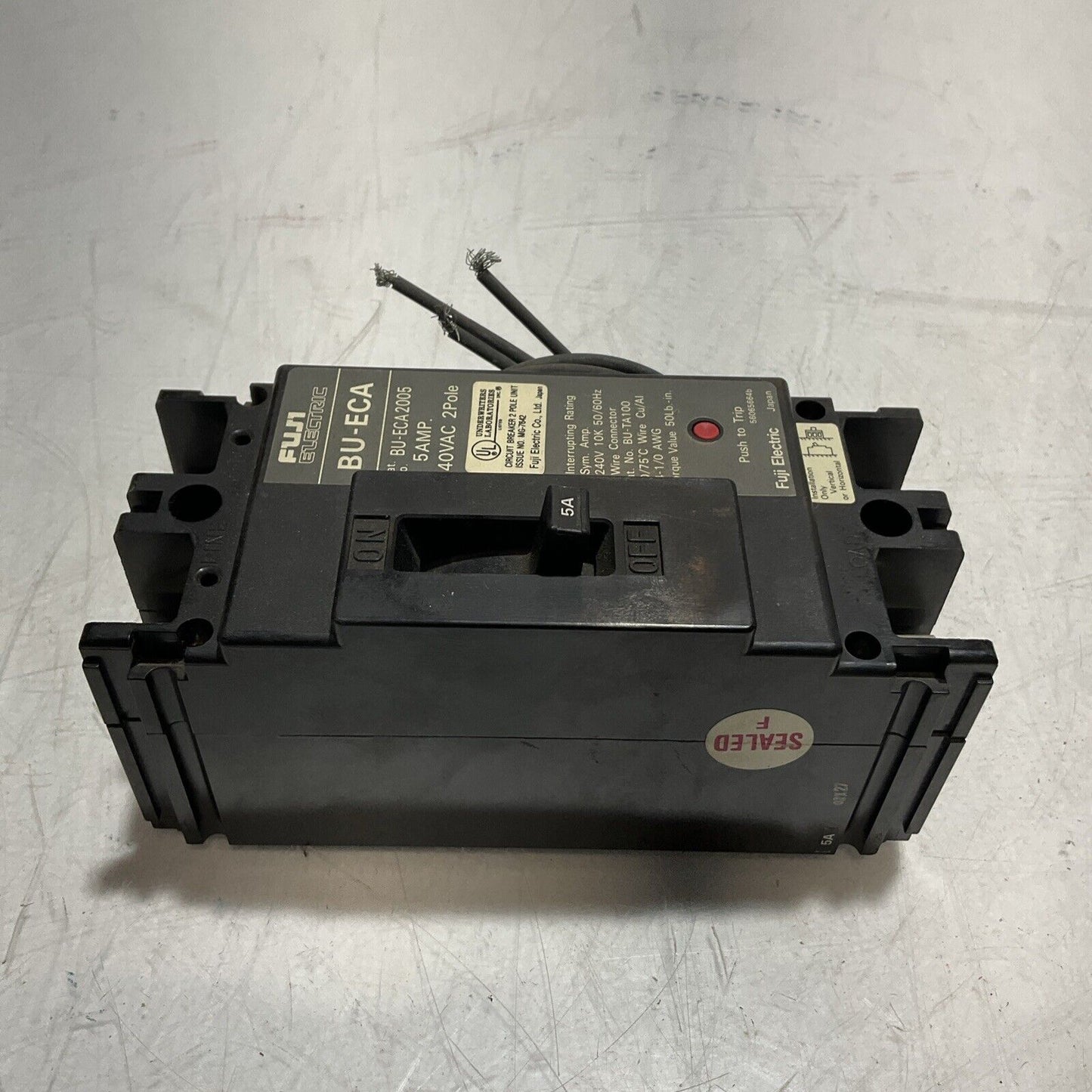 FUJI ELECTRONIC BU-ECA2005 CIRCUIT BREAKER  5AMP 240VAC 2 POLE  LOT OF 2 U3S
