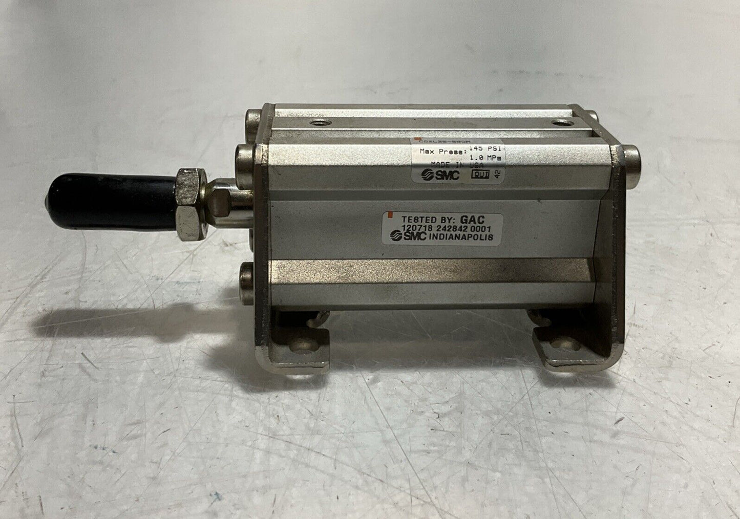 SMC CQ2L25-50DM PNEUMATIC  COMPACT CYLINDER  HHH-U3S