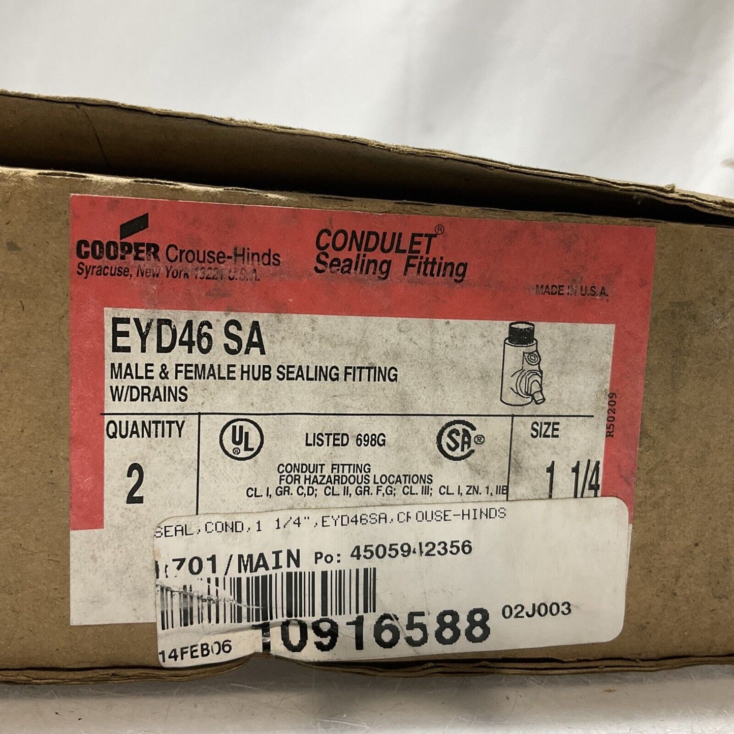 COOPER CROUSE HINDS EYD46 SA  FEMALE&MALE CONDUIT  SEAL FITTING M/F 1-1/4IN  678