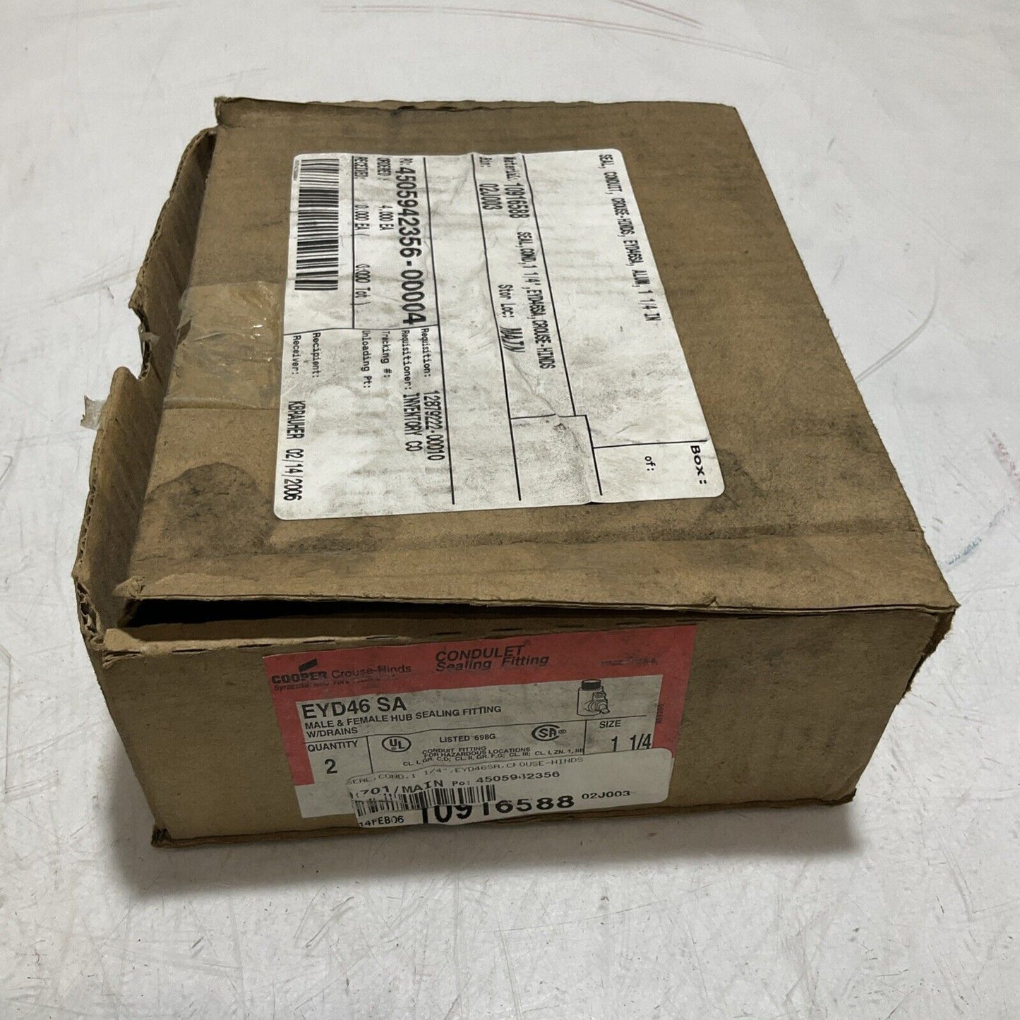 COOPER CROUSE HINDS EYD46 SA  FEMALE&MALE CONDUIT  SEAL FITTING M/F 1-1/4IN  678