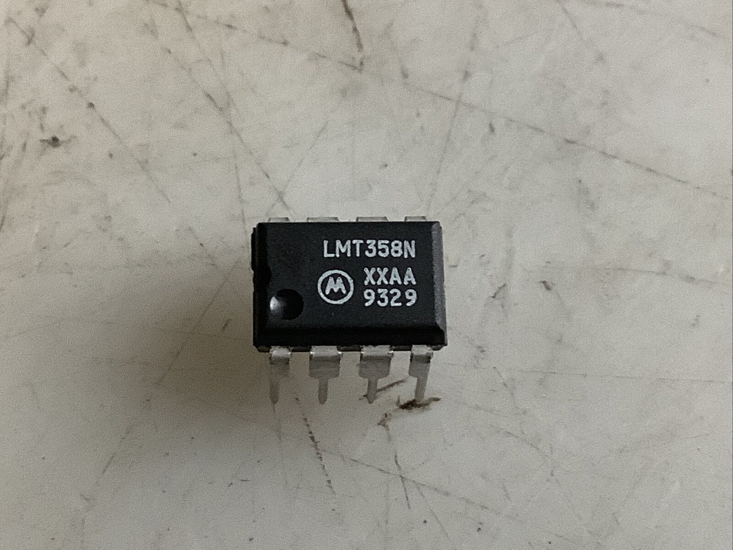 MOTOROLA LMT358N OPERATIONAL AMPLIFIER - QTY 18