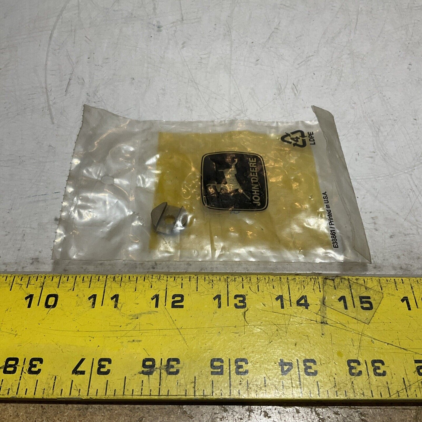 JOHN DEERE  T103440  ORIFICE SPACER LOT OF 2 U3S
