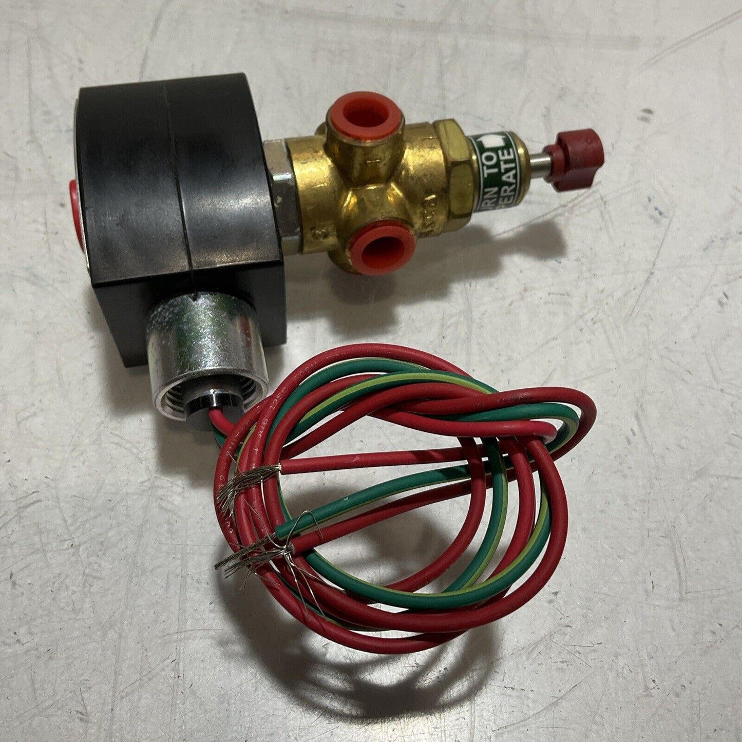 ASCO-RED-HAT EF8320G176MS- EF8003G2 SOLENOID VALVE 120/60 110/50 17.1W 1/4IN 678