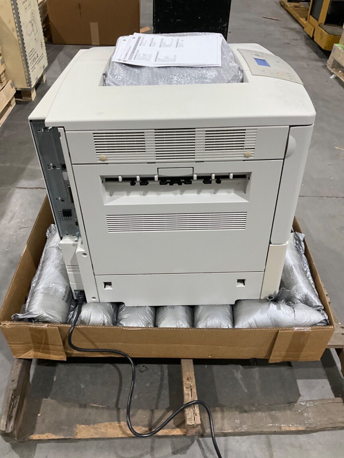 HP LASER JET 9050 PRINTER Q3723A BOISB-0403-00 100-127VAC  12A 50/60HZ U3S