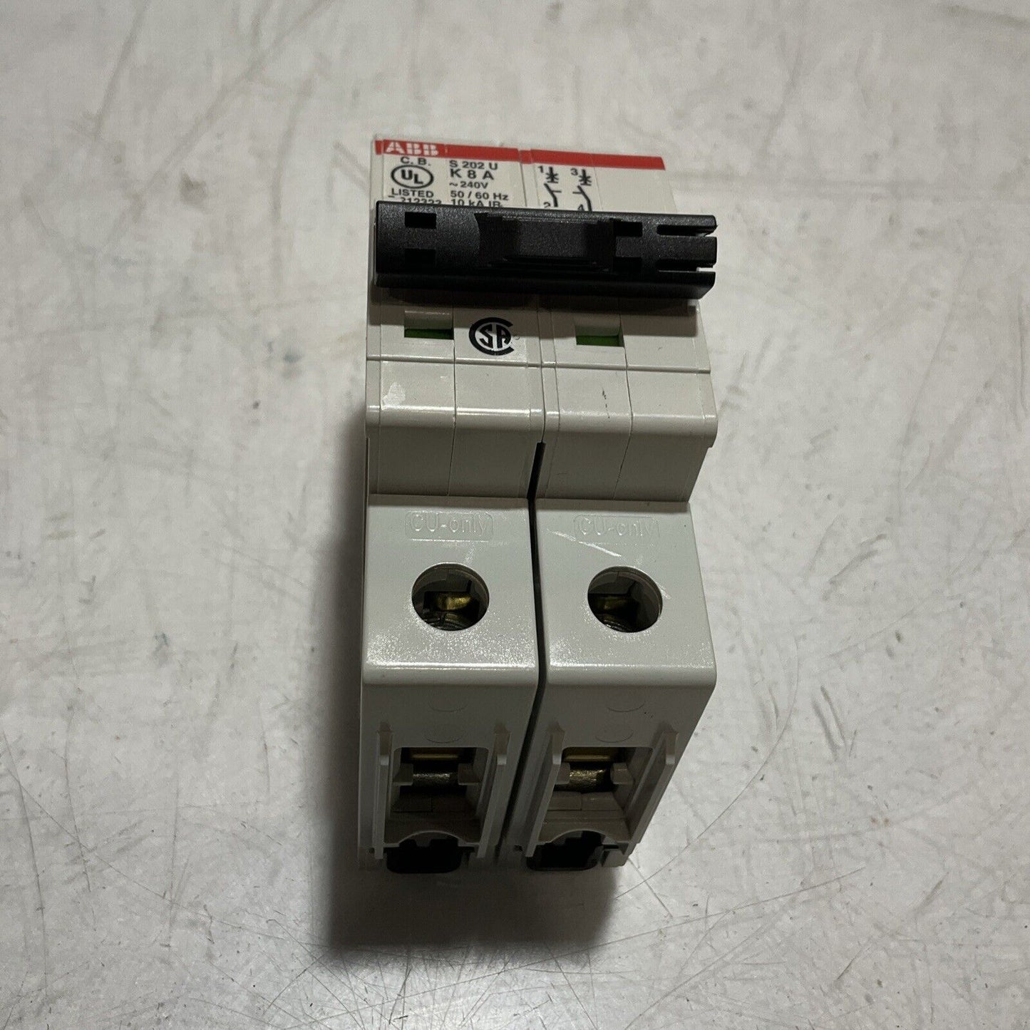 ABB S202U-K8A CIRCUIT BREAKER 2 POLE 8A 240V 50/60HZ LOT OF 2  U3S