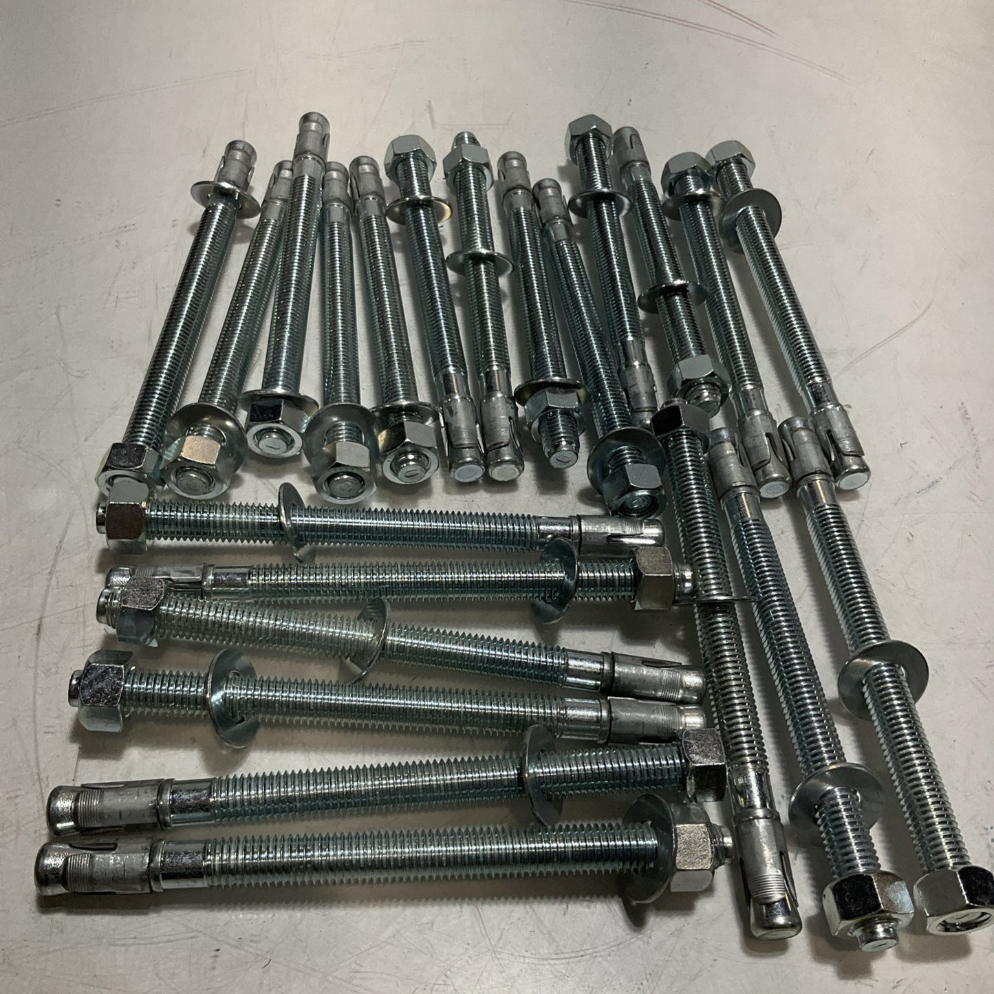 HILTI  282533  ANCHOR CONCRETE EXPANSION LOT OF  22 U3S