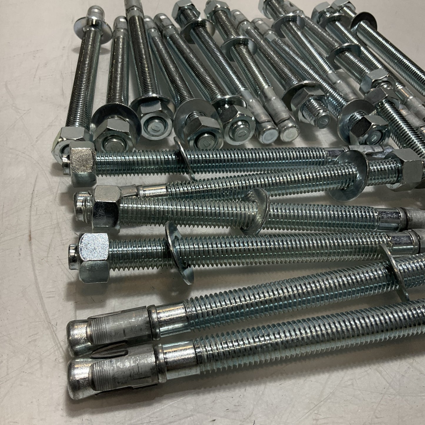 HILTI  282533  ANCHOR CONCRETE EXPANSION LOT OF  22 U3S
