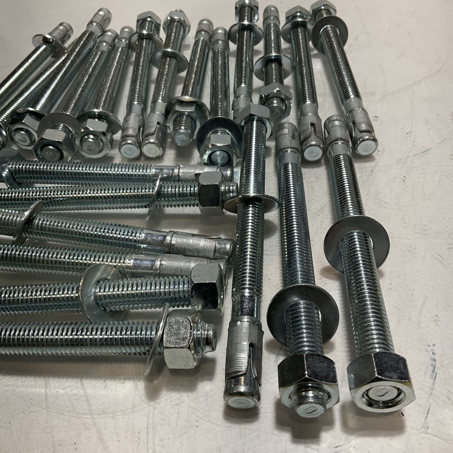 HILTI  282533  ANCHOR CONCRETE EXPANSION LOT OF  22 U3S