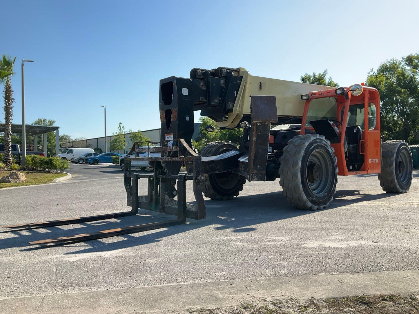 2015 JLG TELESCOPIC FORKLIFT TELEHANDLER MODEL G12-55A, DIESEL
