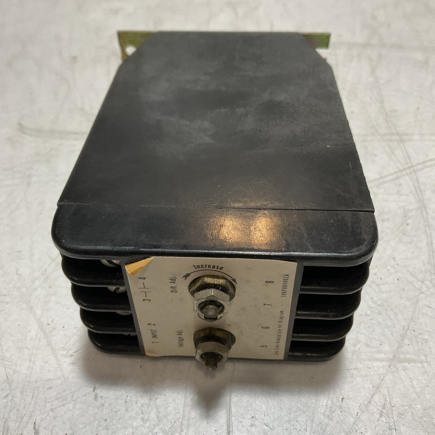 CUTLER HAMMER 506C084G09 SOLID STATE RELAY  VOLTAGE SENSING 70/120V 50/60HZ  U3S