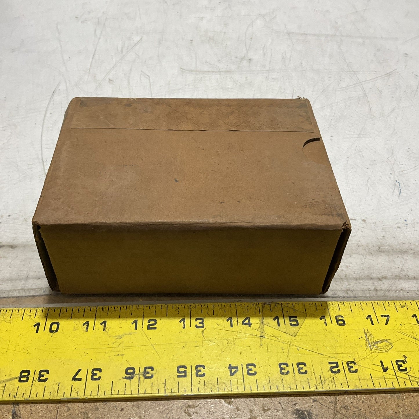 CUTLER HAMMER 506C084G09 SOLID STATE RELAY  VOLTAGE SENSING 70/120V 50/60HZ  U3S