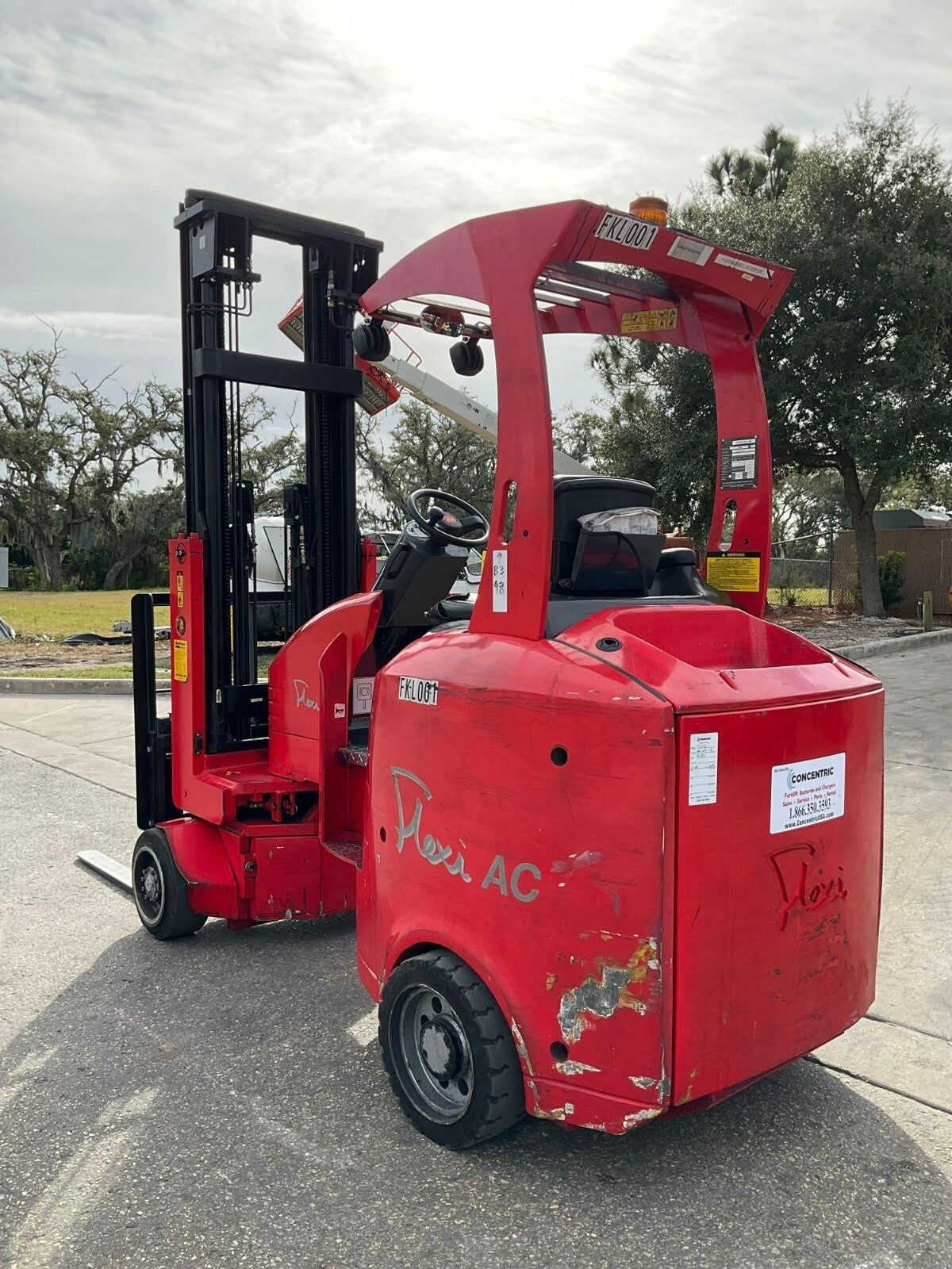 2015 FLEXI AC ARTICULATING NARROW AISLE FORKLIFT AC1250 ELECTRIC LOW HOURS