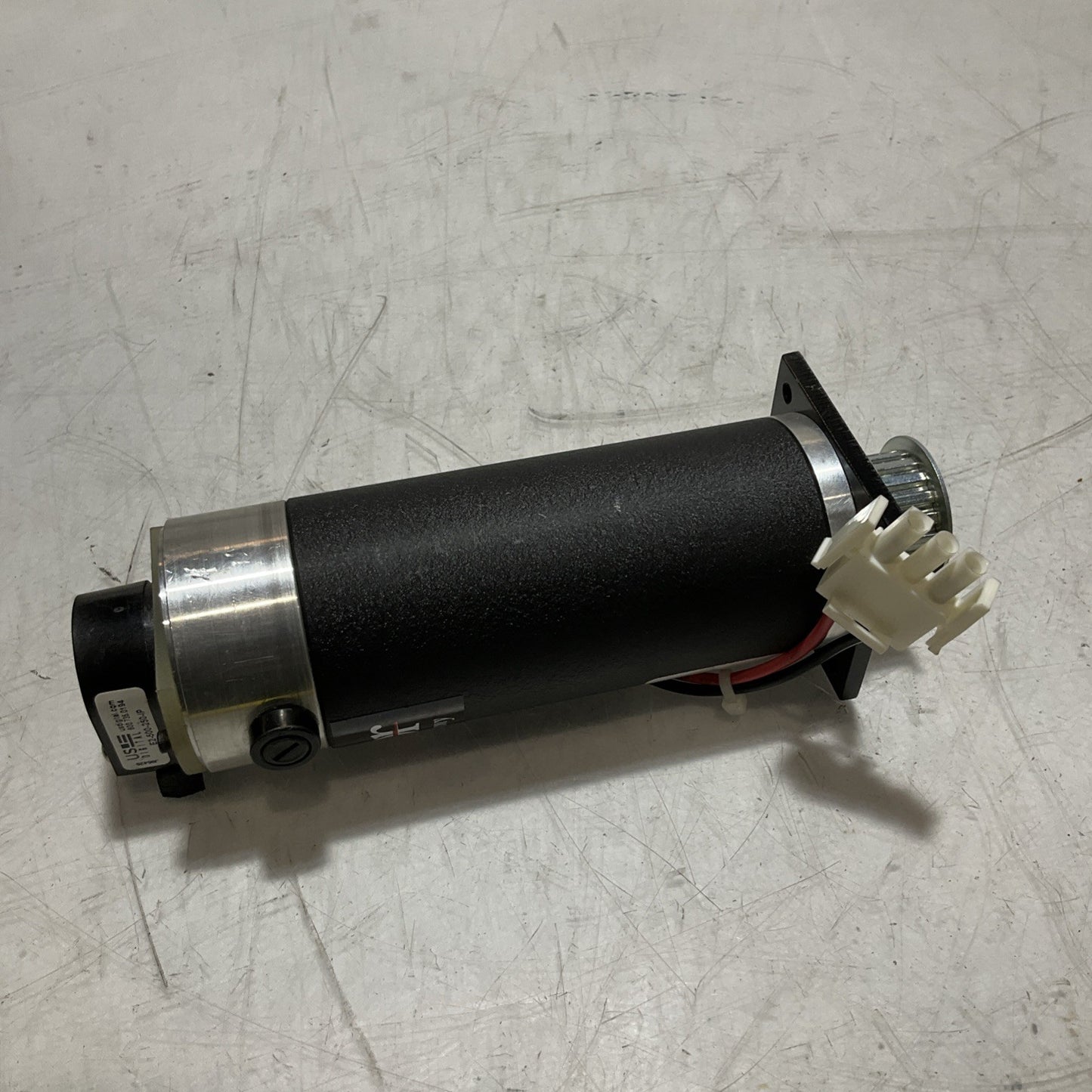 MAGMOTOR  CORPORATION  500210101- C21-K300X SERVO MOTOR  90V/DC U3S
