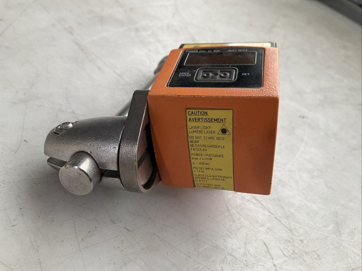 IFM 01D100 01DLF3KG PHOTOELECTRIC DISTANCE SENSOR 0.2-10M 18-30VDC 200MA