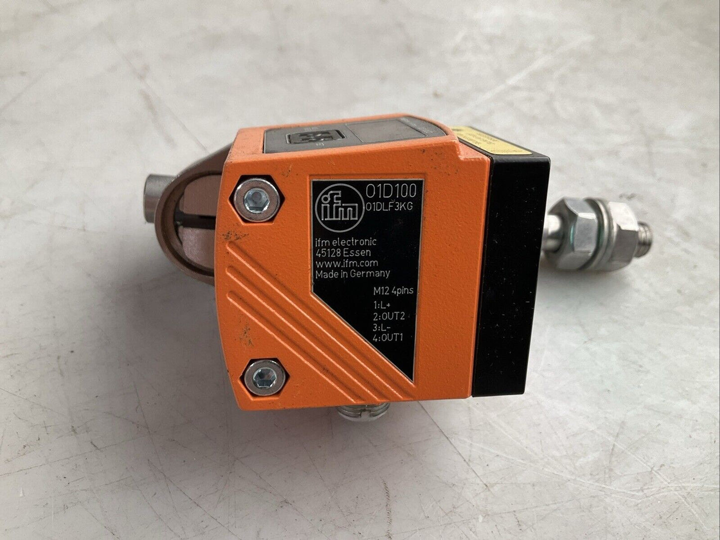 IFM 01D100 01DLF3KG PHOTOELECTRIC DISTANCE SENSOR 0.2-10M 18-30VDC 200MA