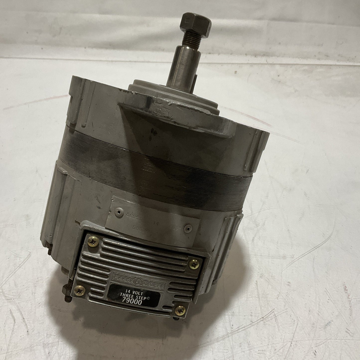 LEECE-NEVILLE  585945C01-7900 14V ALTERNATOR  U3S