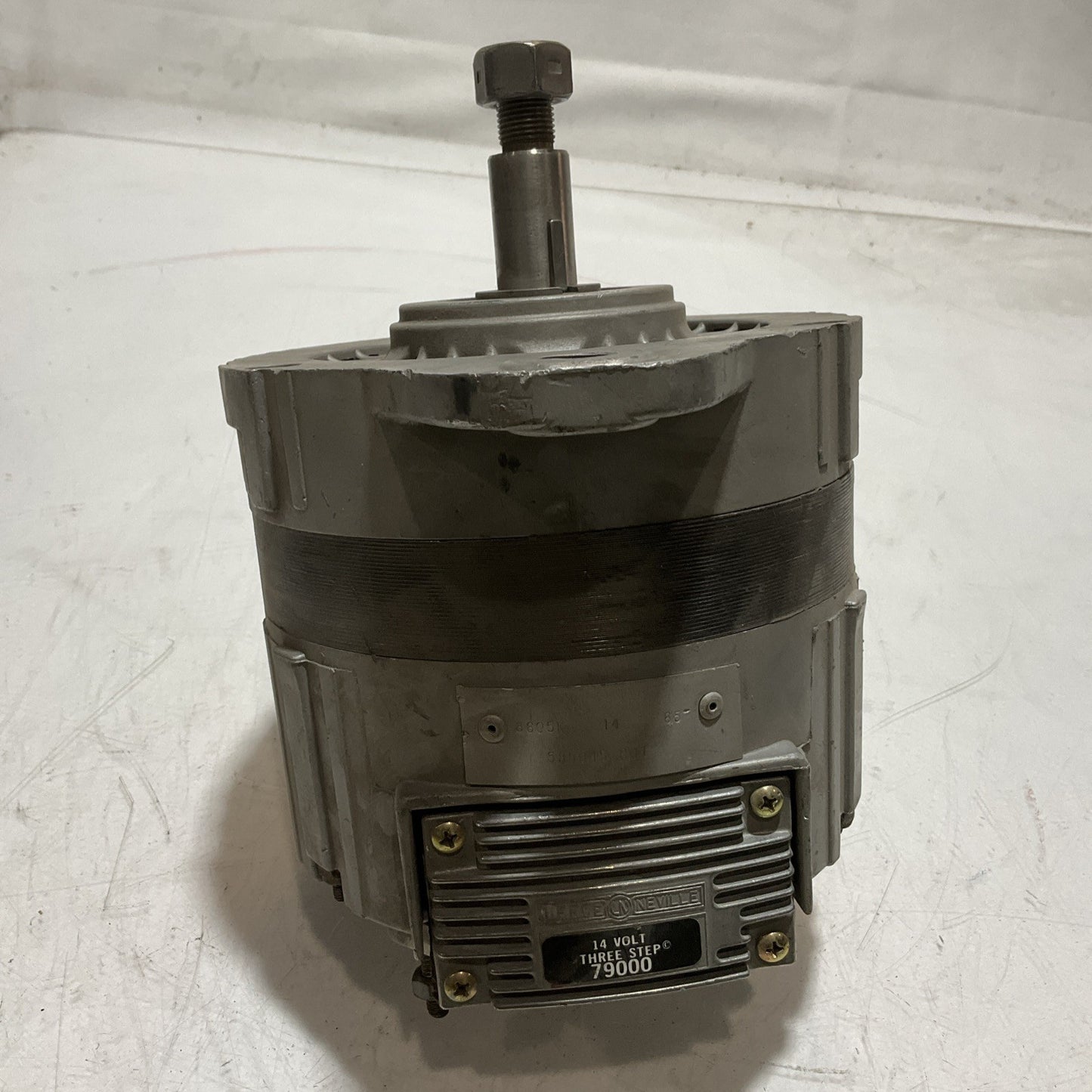 LEECE-NEVILLE  585945C01-7900 14V ALTERNATOR  U3S