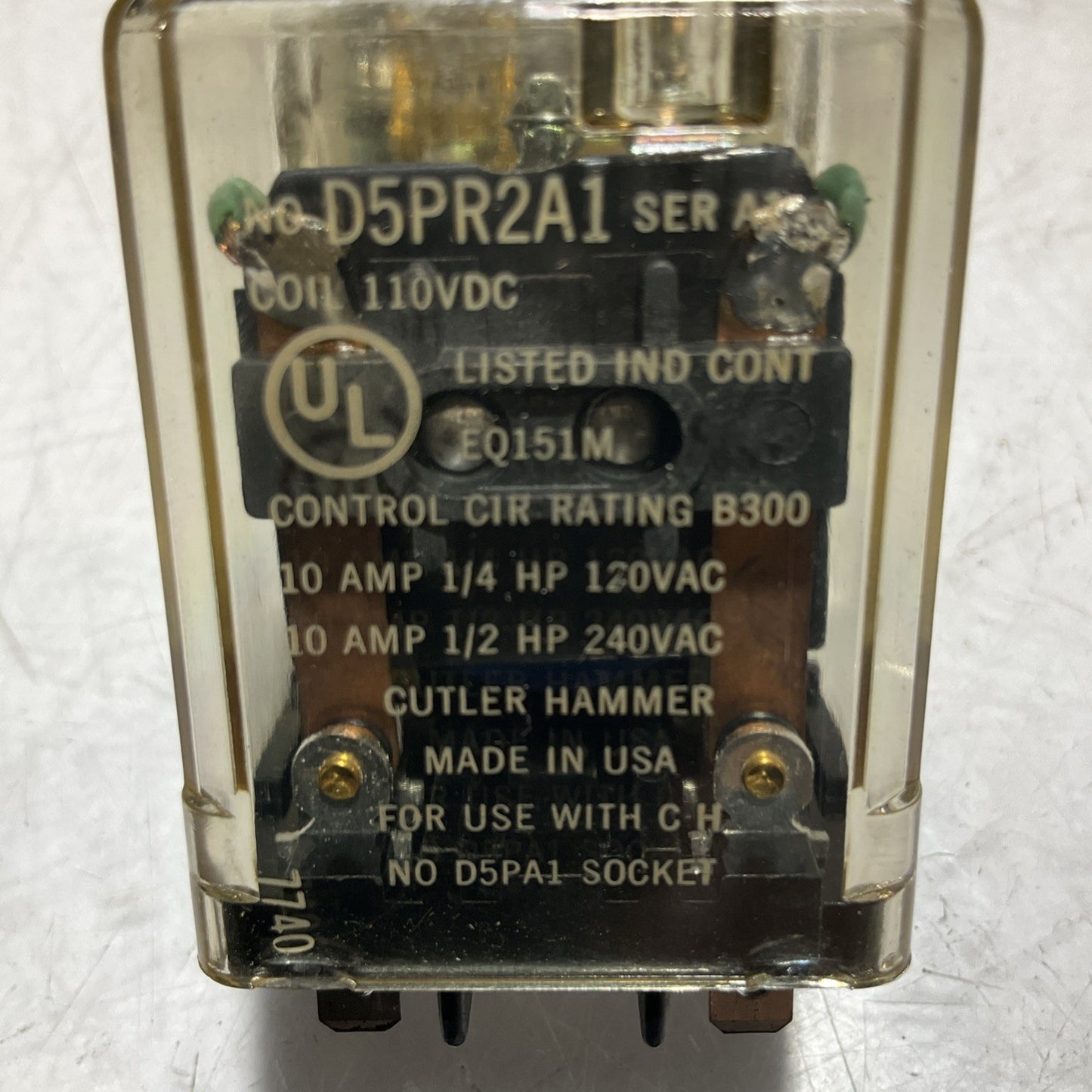 CUTLER-HAMMER D5PR2A1  GENERAL  PURPOSE PLUG-IN  RELAY SOCKER  LOT  OF 2  U3S
