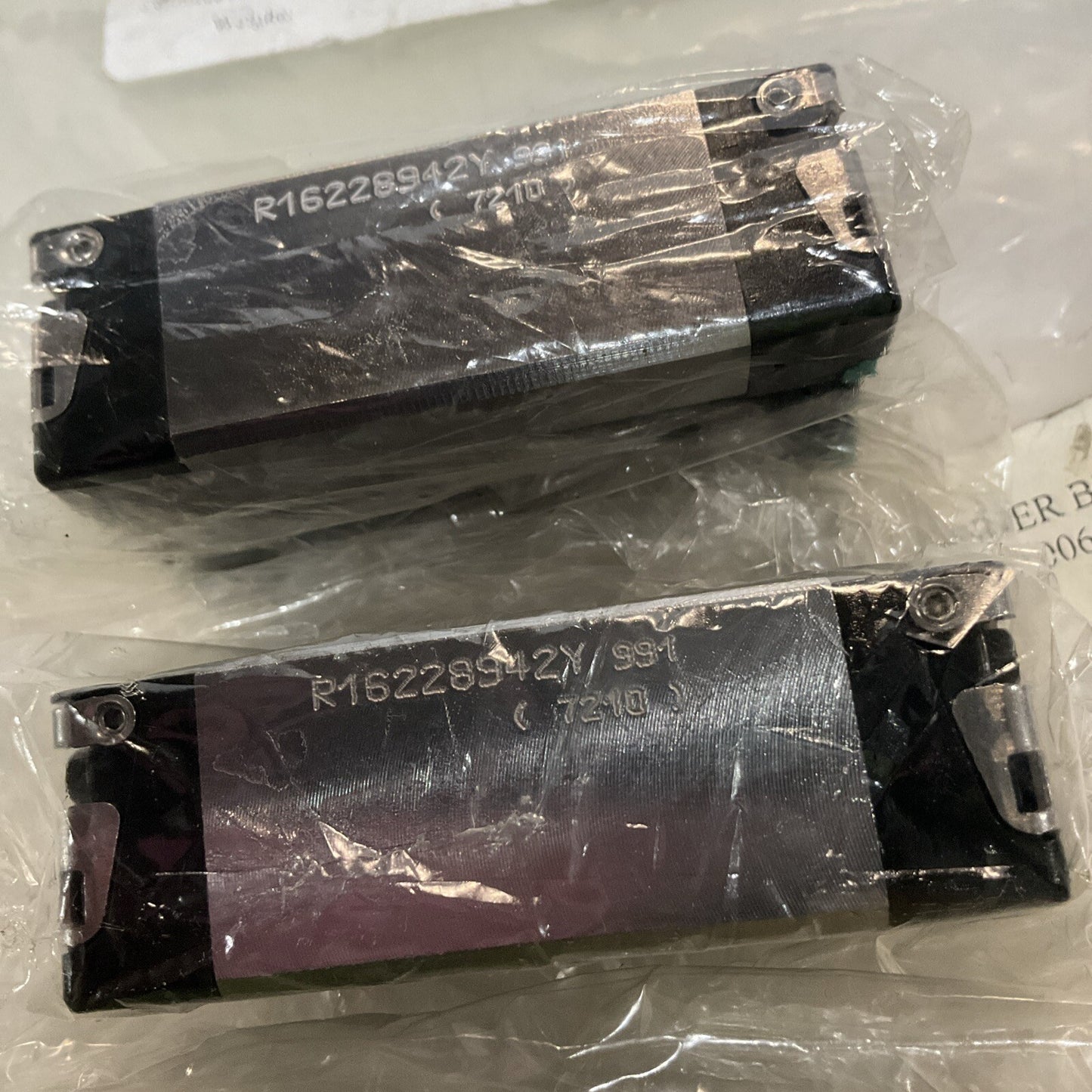 REXROTH BOSCH R16228942Y-991-7210 BEARING RUNNING BLOCK KIT LOT OF 2  U3S