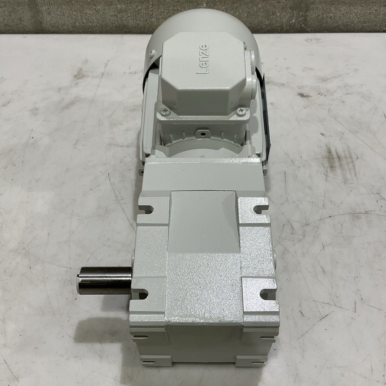最新コレックション MDEMAXX EN60034 3-MOT LENZE 063-32 063C32 VBR GKR03-2M サプライ・アクセサリ・グッズ