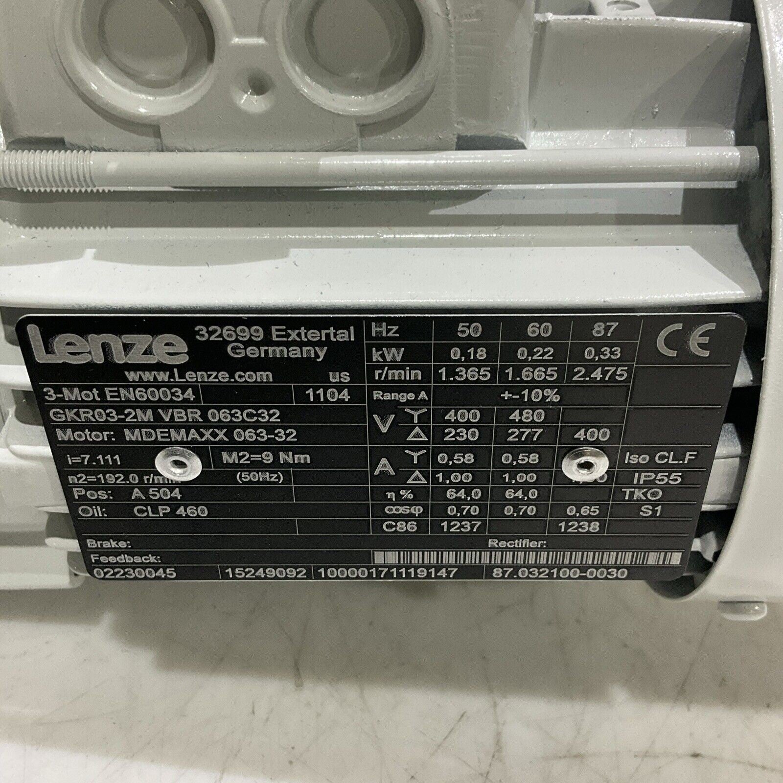 LENZE 3-MOT EN60034 MDEMAXX 063-32 GKR03-2M VBR 063C32 GEARBOX LENZE 3-MOT EN60034 MDEMAXX 063-32 GKR03-2M VBR 063C32 GEARBOX