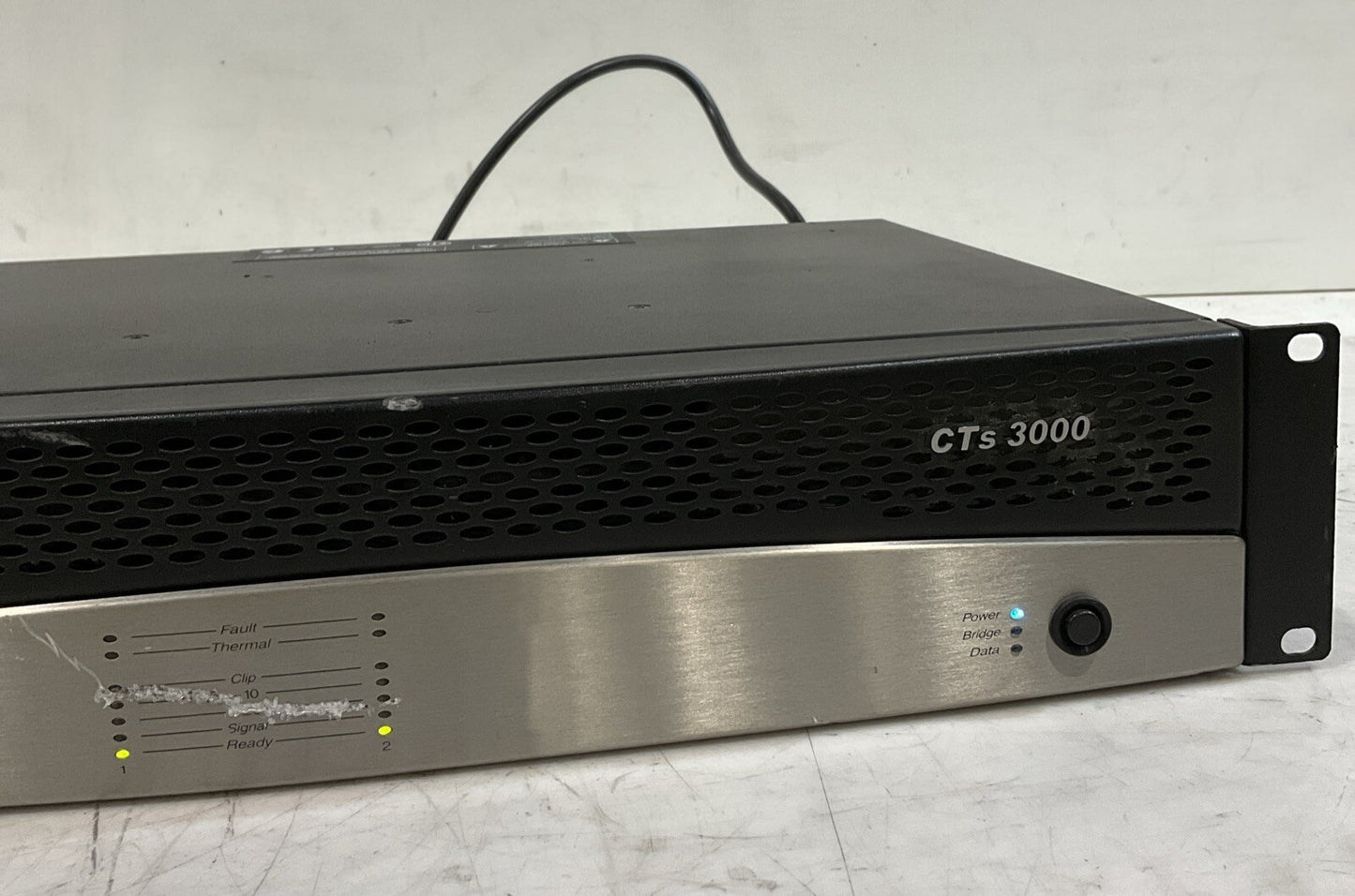 CROWN AUDIO CTS  3000 POWER  AMPLIFIER  120V 60HZ   T9A
