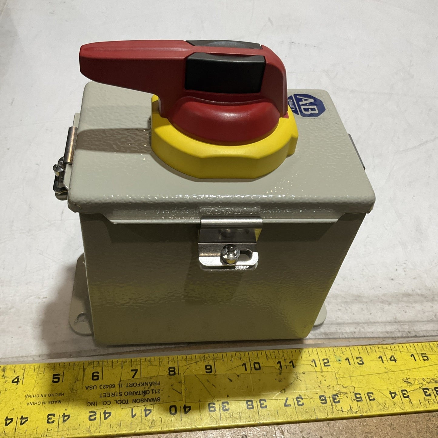A-B ALLEN-BRADLEY  194E-FA16E-PD DISCONNECT  SWITCH ENCLOSED  MOTOR IP66  U3S