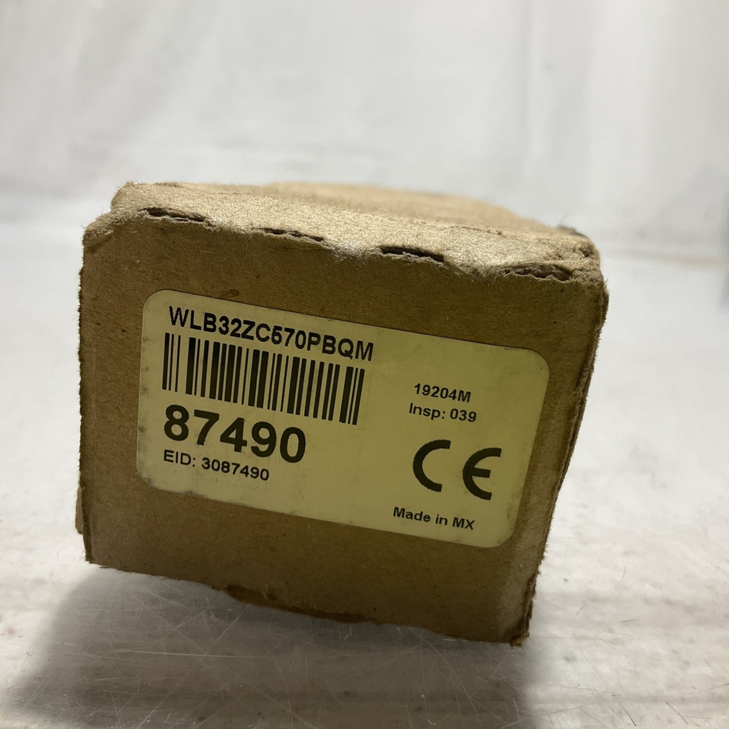 BANNER  WLB32ZC570PBQM  INDUSTRIAL  WORKING-STRIP LIGHT LED 90-264VAC  50/60 U3S
