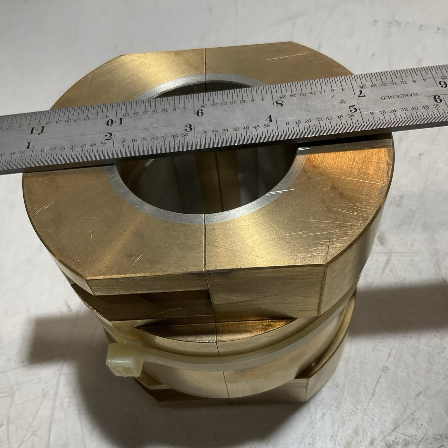 UNITED 4029989 39-3G-2753-1 BEARING SLEEVE 678