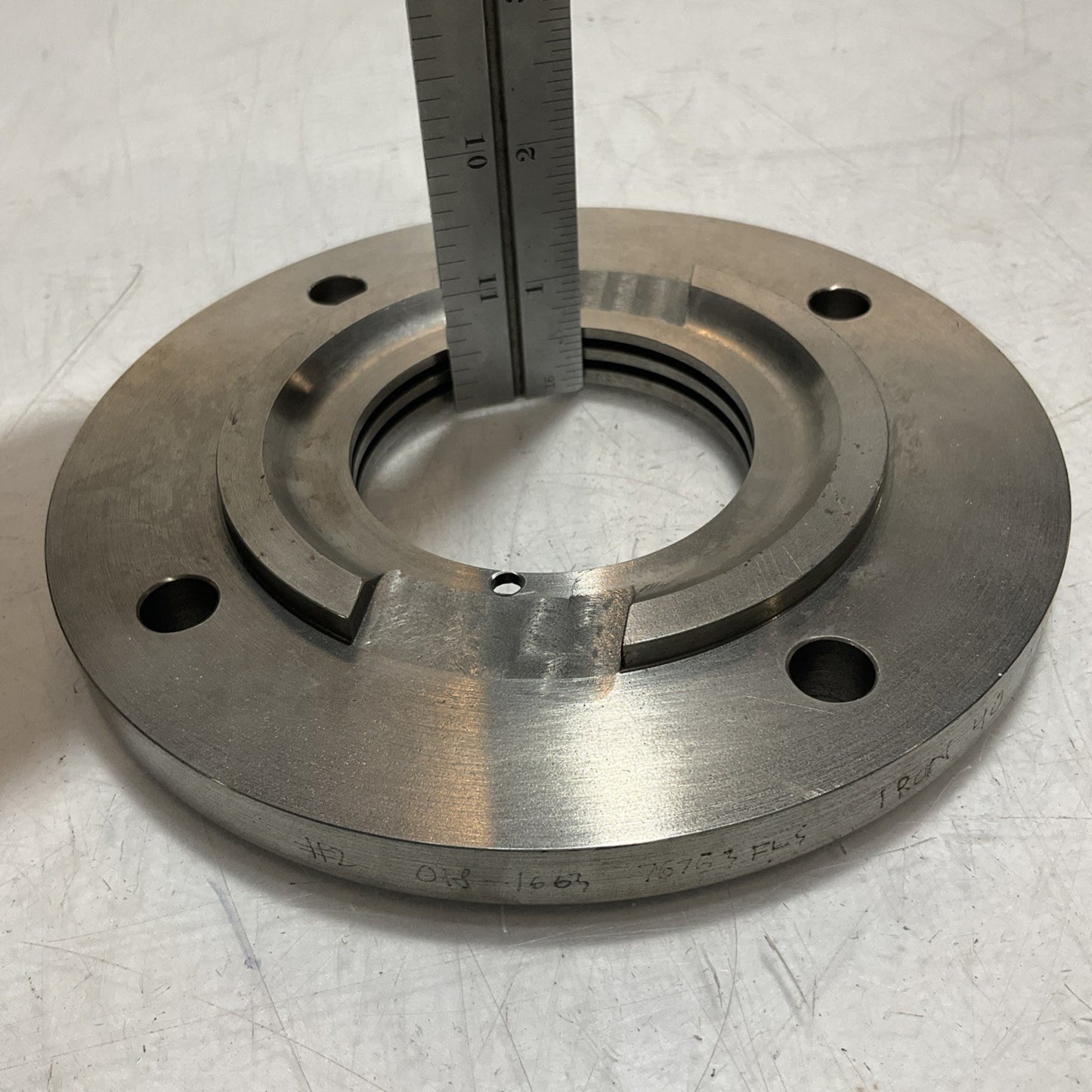 FLOWSERVE 221915FX BEARING COVER BRG INBD  678