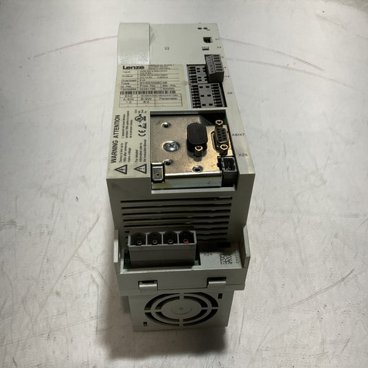 LENZE  ECSEA008C4B SERVO DRIVE VARIABLE  FREQUENCY CONTROLLER INVERTER  XE25