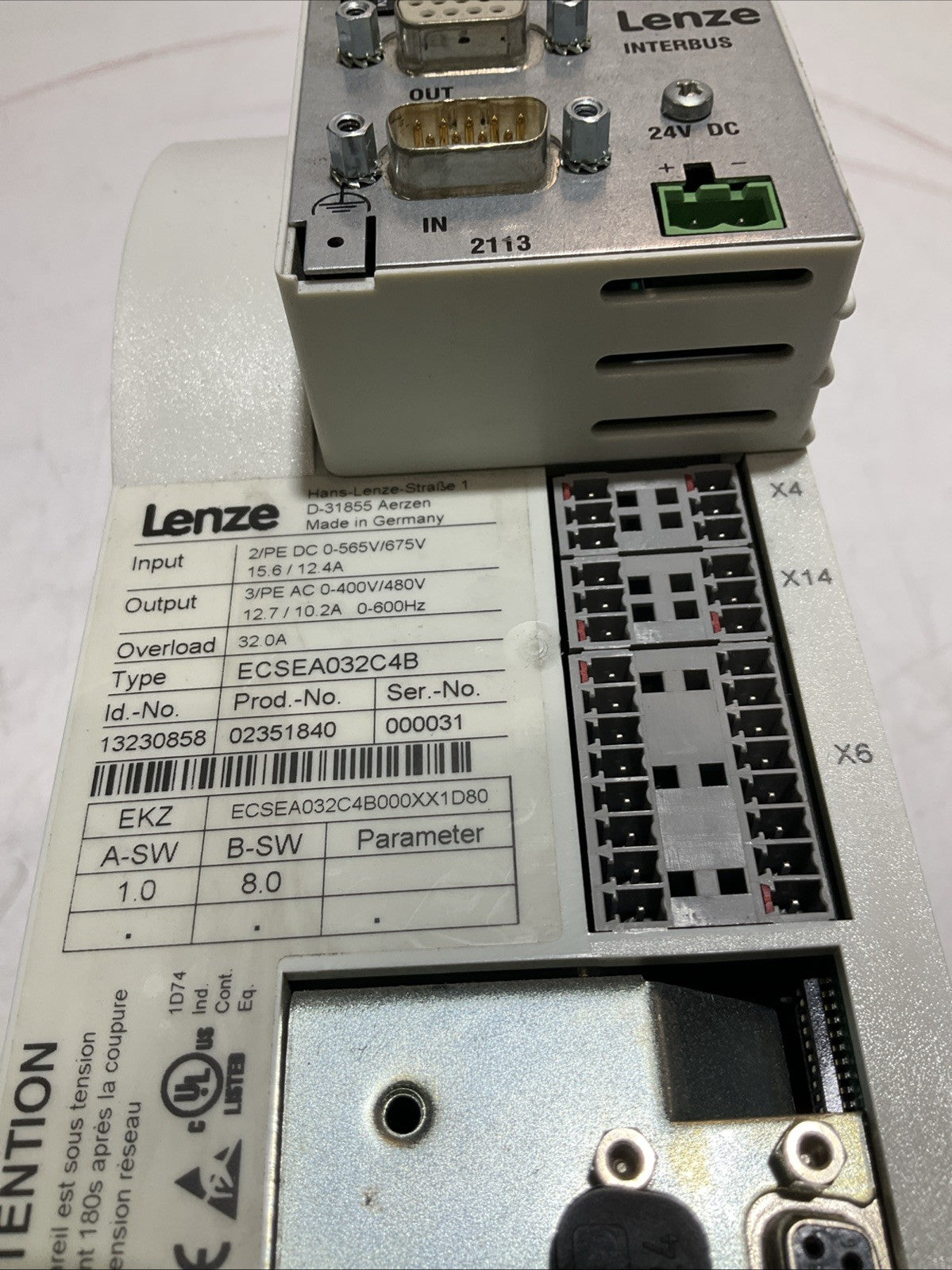 LENZE INTERBUS ECSEA032C4B  DRIVE VARIABLE FREQUENCY  CONTROLLER INVERTE  XE25