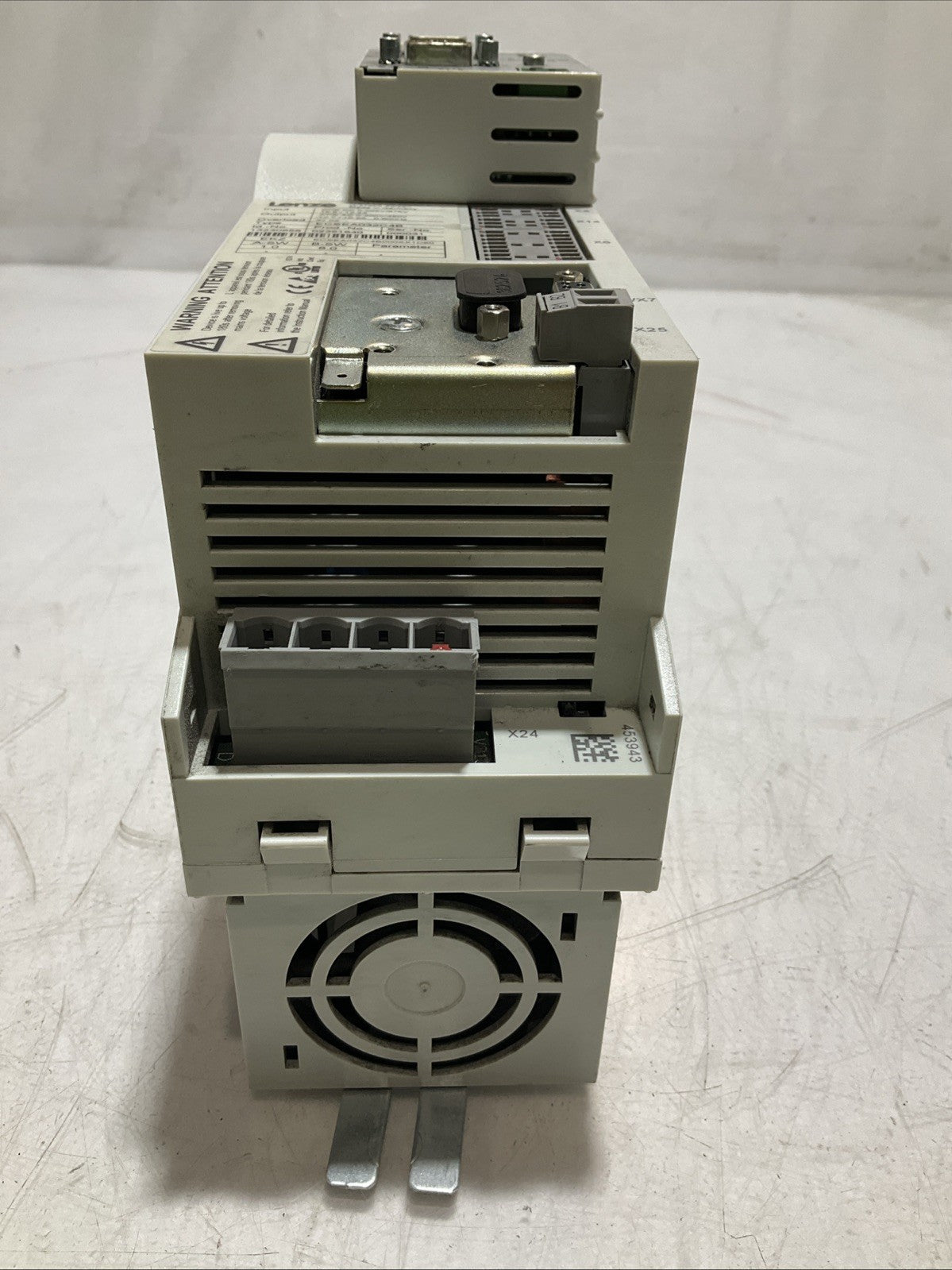 LENZE INTERBUS ECSEA032C4B  DRIVE VARIABLE FREQUENCY  CONTROLLER INVERTE  XE25