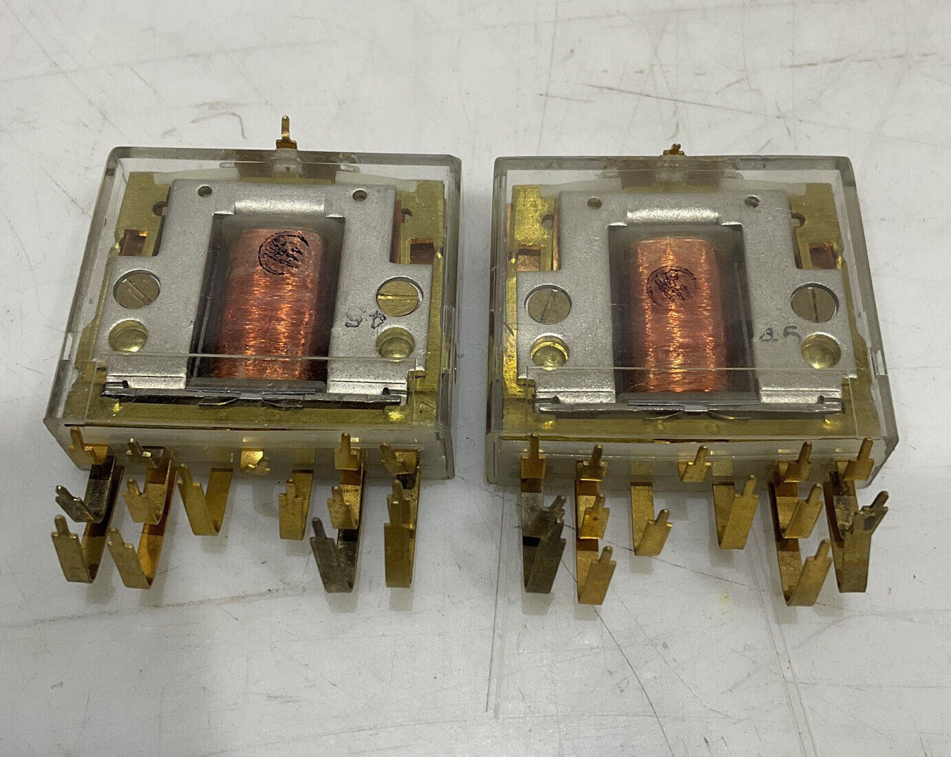 POTTER AND BRUMFIELD R40-E0071-1 24VDC 1945166A4 LOT OF 2 373