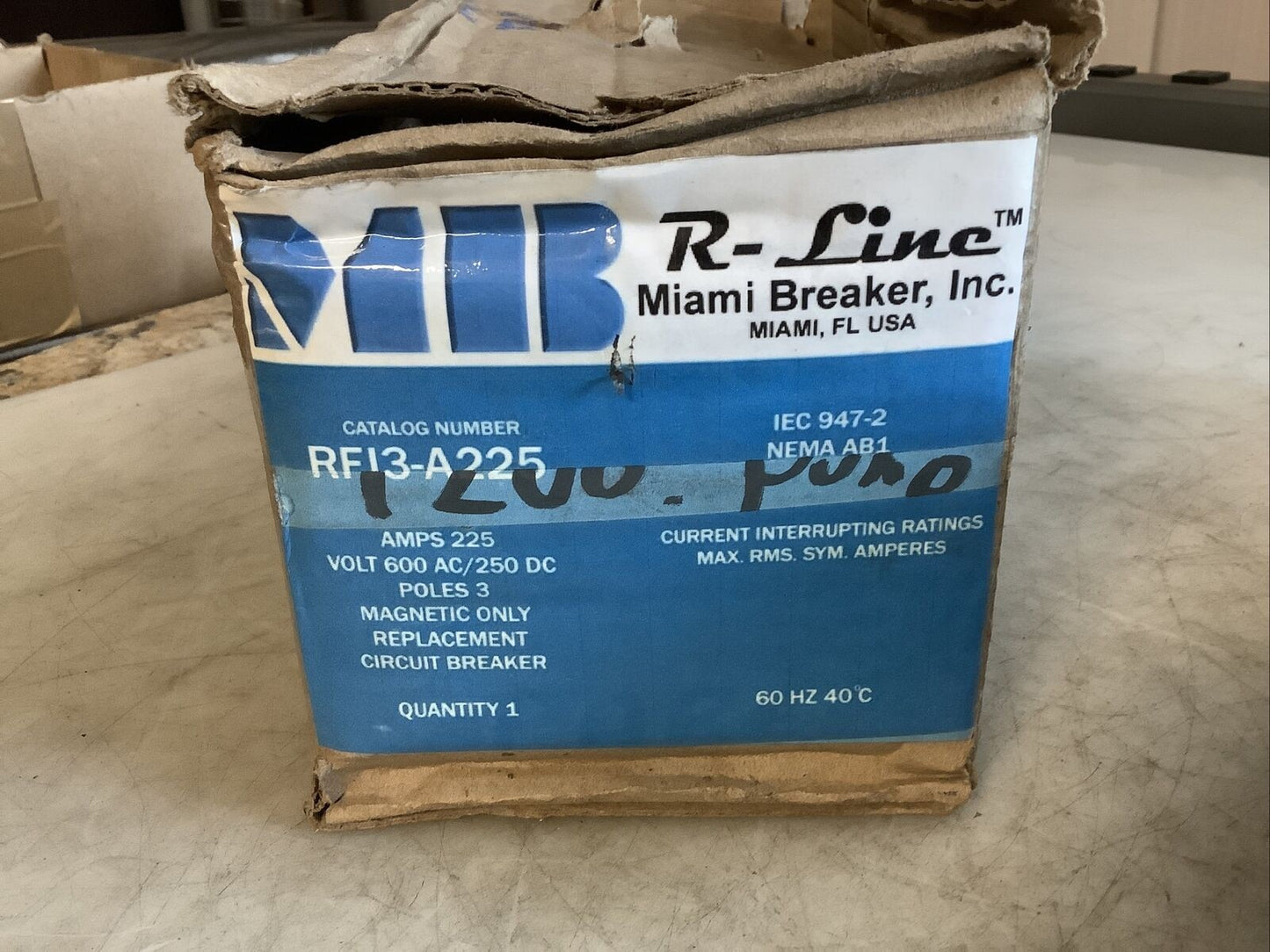 MIAMI BREAKER RFJ3-A225 225A IEC 947-2 CIRCUIT BREAKER 3 POLES 600/250 222