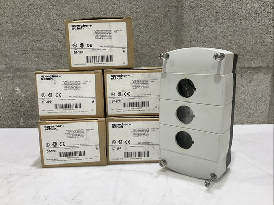 SPRECHER+SCHUH D7-3PP PLASTIC ENCLOSURE TYPE 4.4X LOT OF 6 U3S