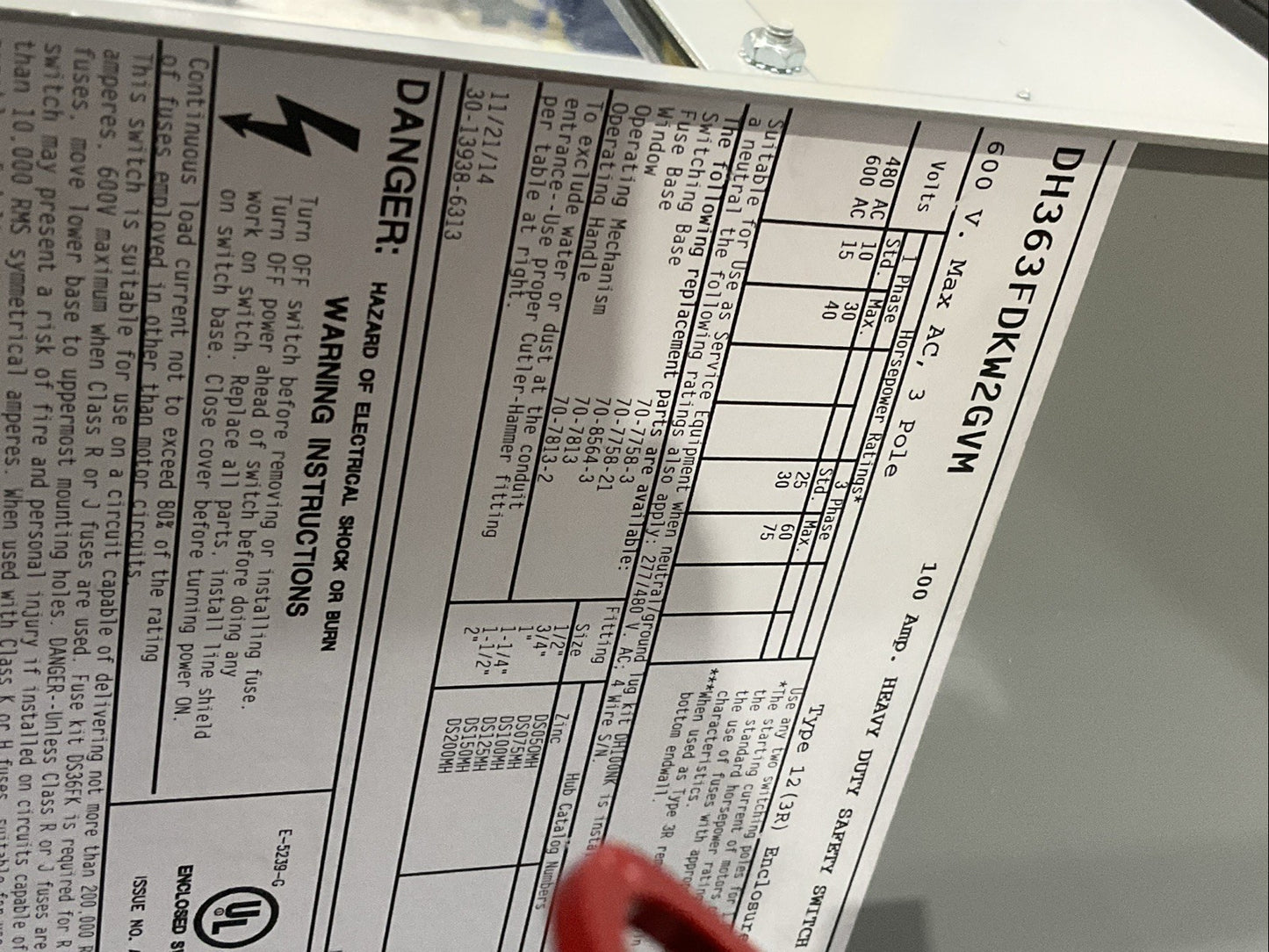 EATON DH363FDKW 2GVM HEAVY DUTY SAFETY SWITCH 100A 600 3 POLE U3S