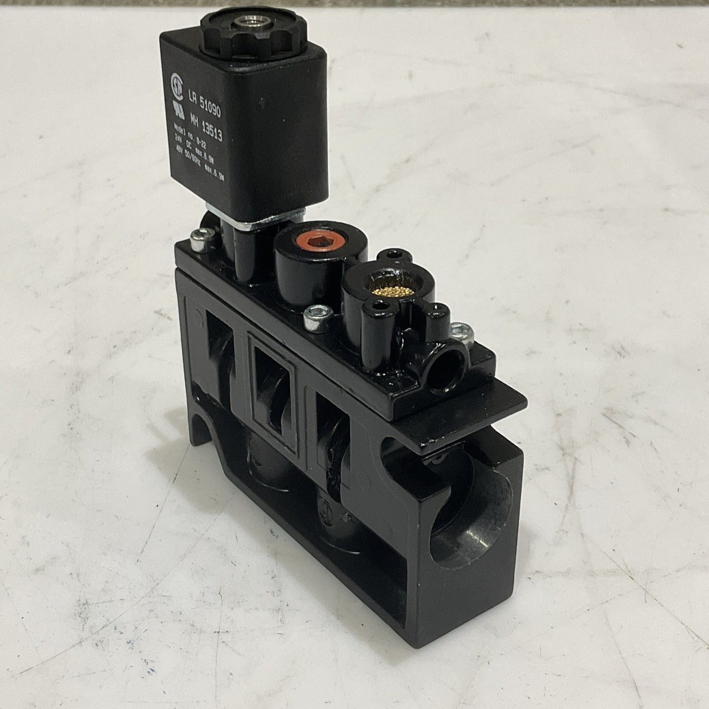 ARO A 222 SS O24 D FLUID POWER VALVE A222S024D Z2M