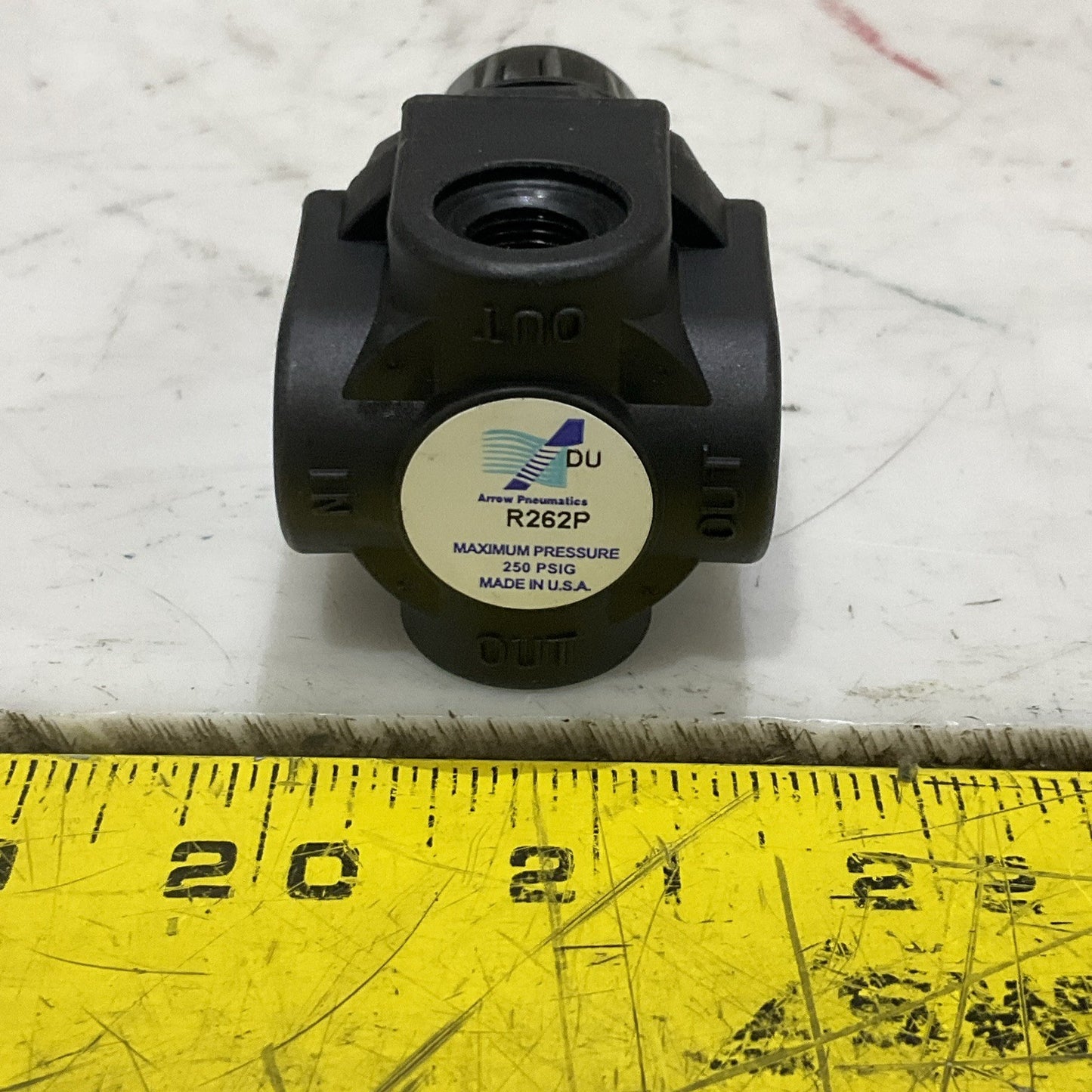 ARROW PNEUMATICS R262P MINI REGULATOR 1/4 IN LOT OF 6 Z2M