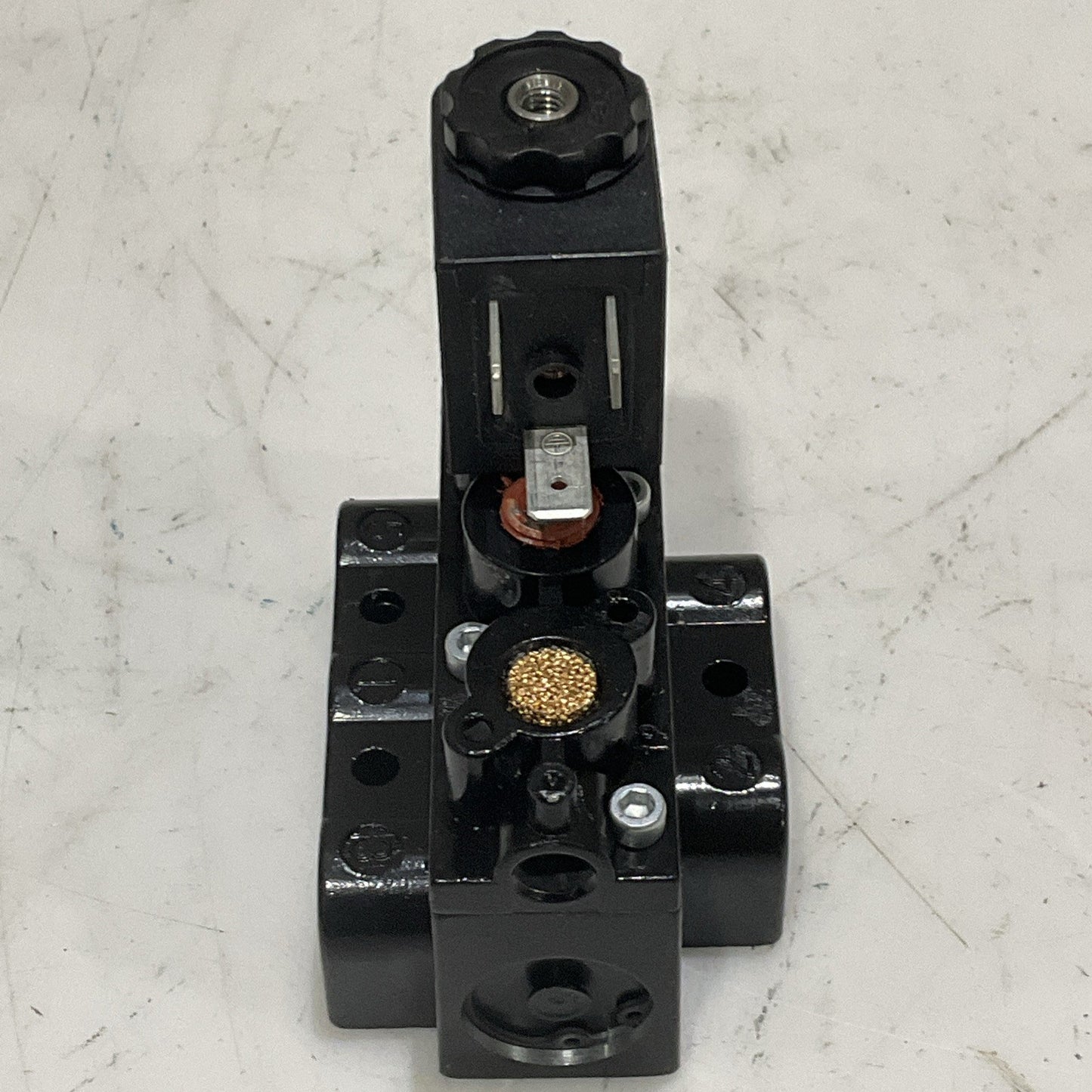 ARO IR A212SS-024-D SOLENOID VALVE 4-WAY 2-POSITION 24VDC 1/4 NOT Z2M