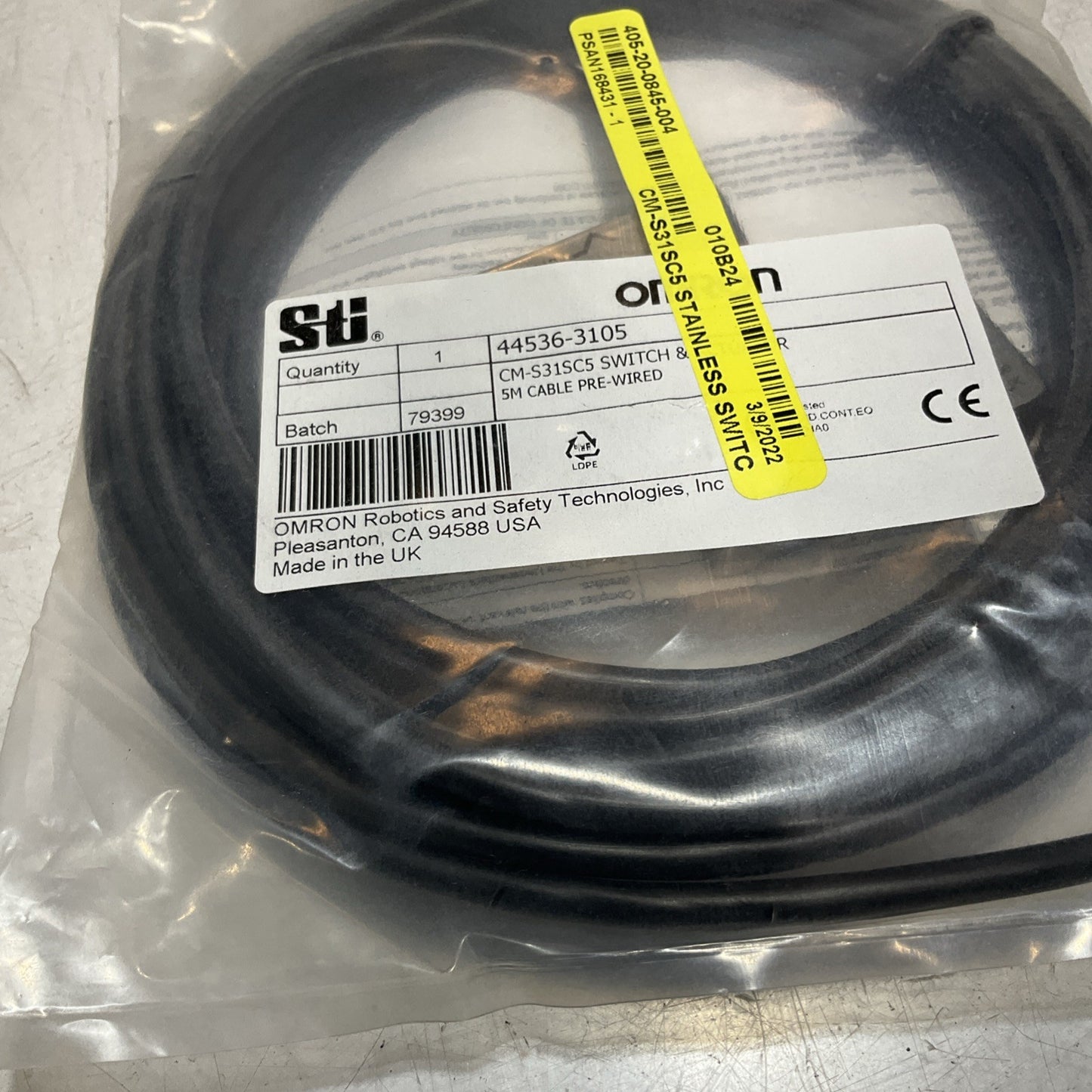 STJ - OMRON STI 44536-3105 CM-S31SC5 INTERLOCK SWITCH ACTUATOR PRE-WIRED U4M