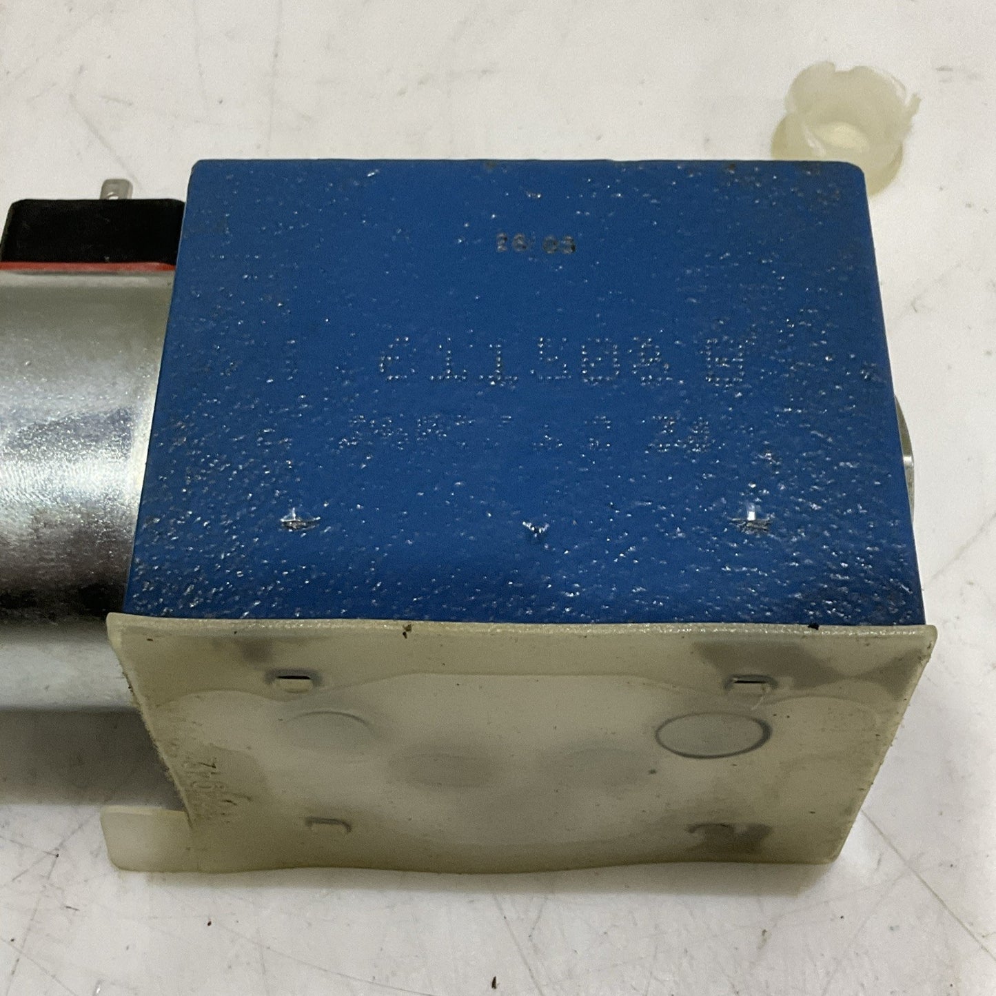 MANNESMANN REXROTH  4WE10D3X/CG24N9Z45 RR00009279  DIRECTIONAL SPOOL VALVE Z2M