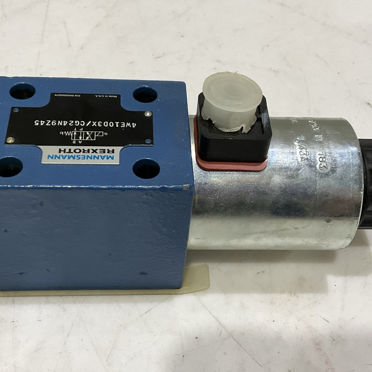 MANNESMANN REXROTH  4WE10D3X/CG24N9Z45 RR00009279  DIRECTIONAL SPOOL VALVE Z2M