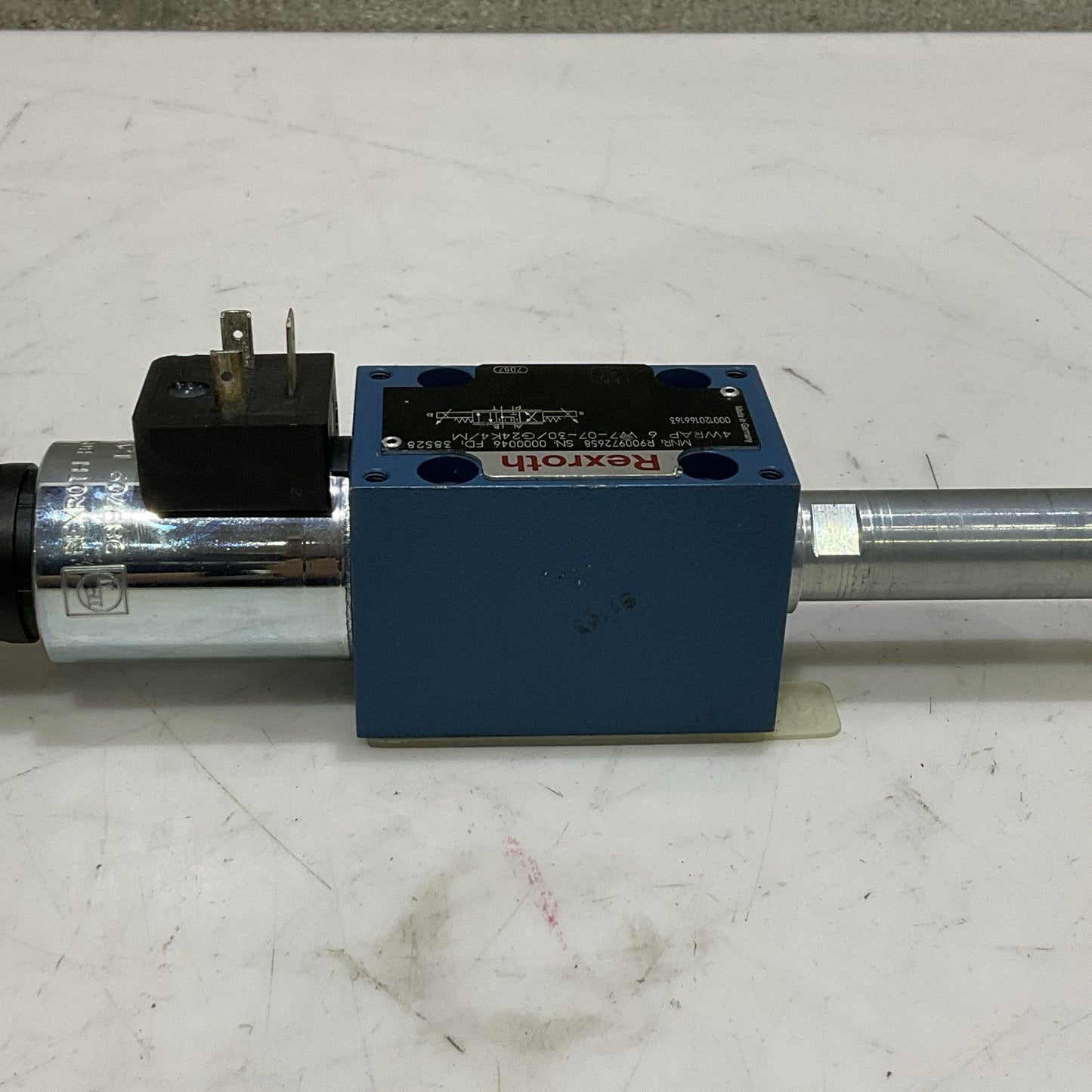 REXROTH R900972658 6 W7-07-30/G24K4/M VALVE 4 WRAP FD: 38528 Z2M