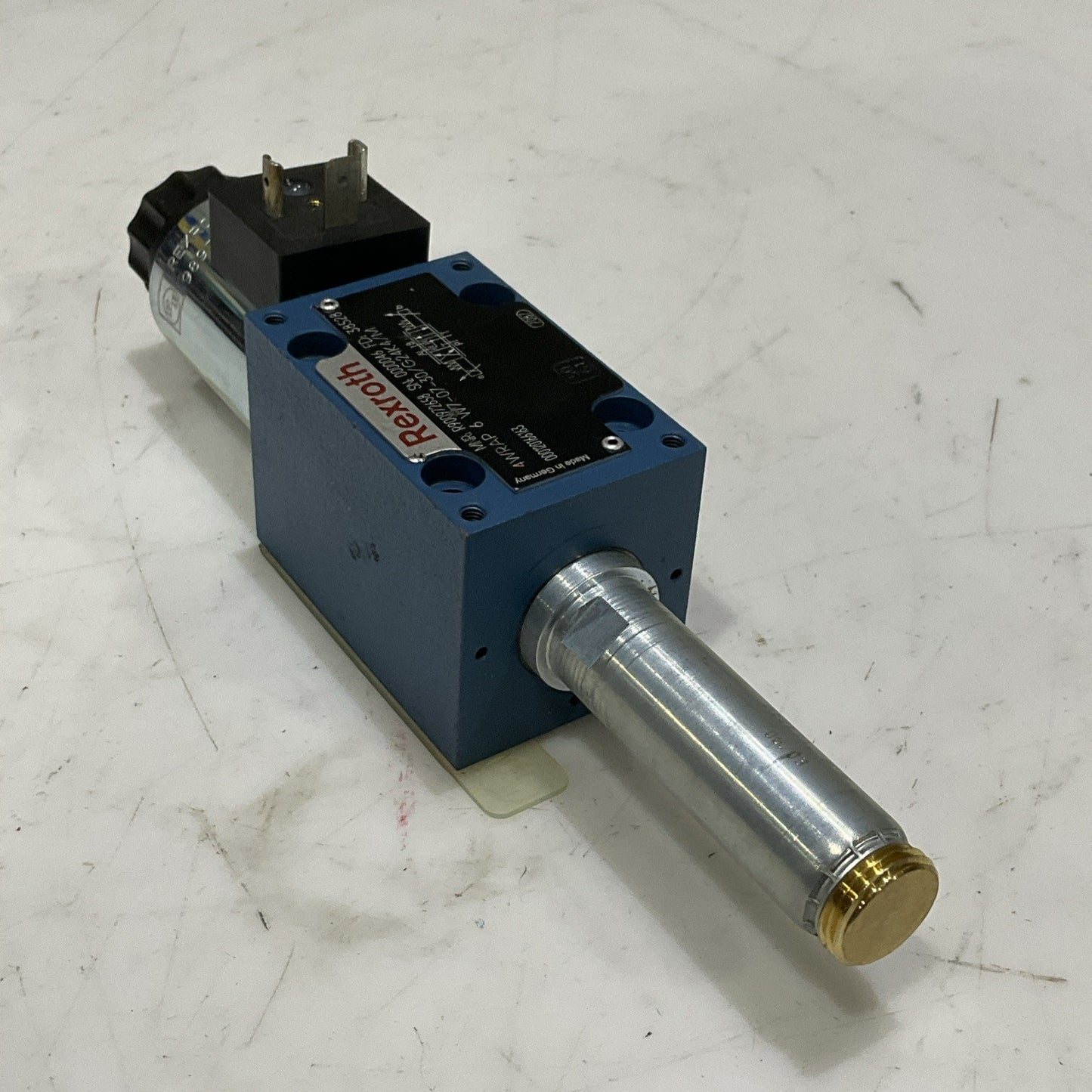 REXROTH R900972658 6 W7-07-30/G24K4/M VALVE 4 WRAP FD: 38528 Z2M