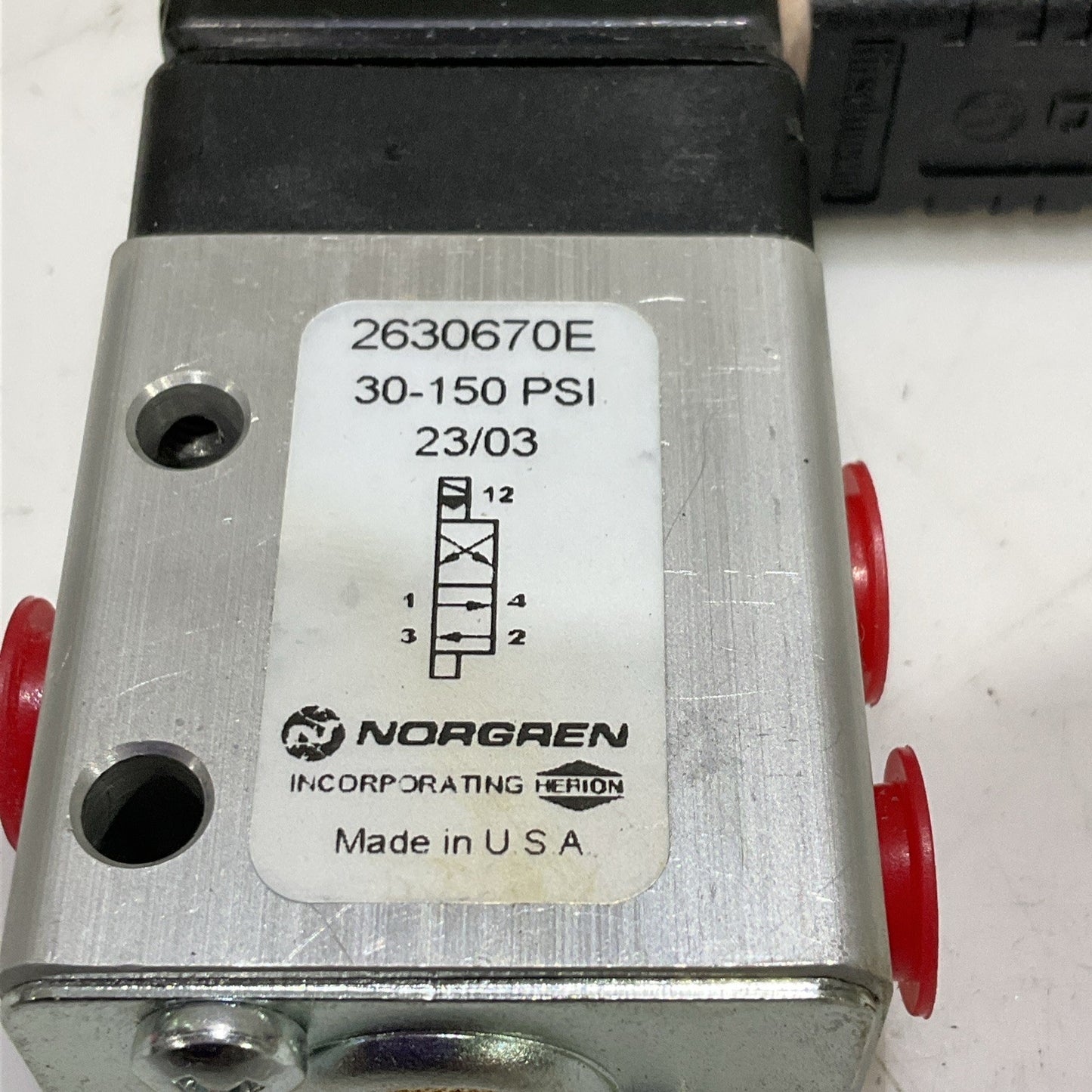 NORGREN 2630670E PNEUMATIC DIRECT SOLENOID VALVE 150 PSIG 4-WAY 1/8 PORT Z2M