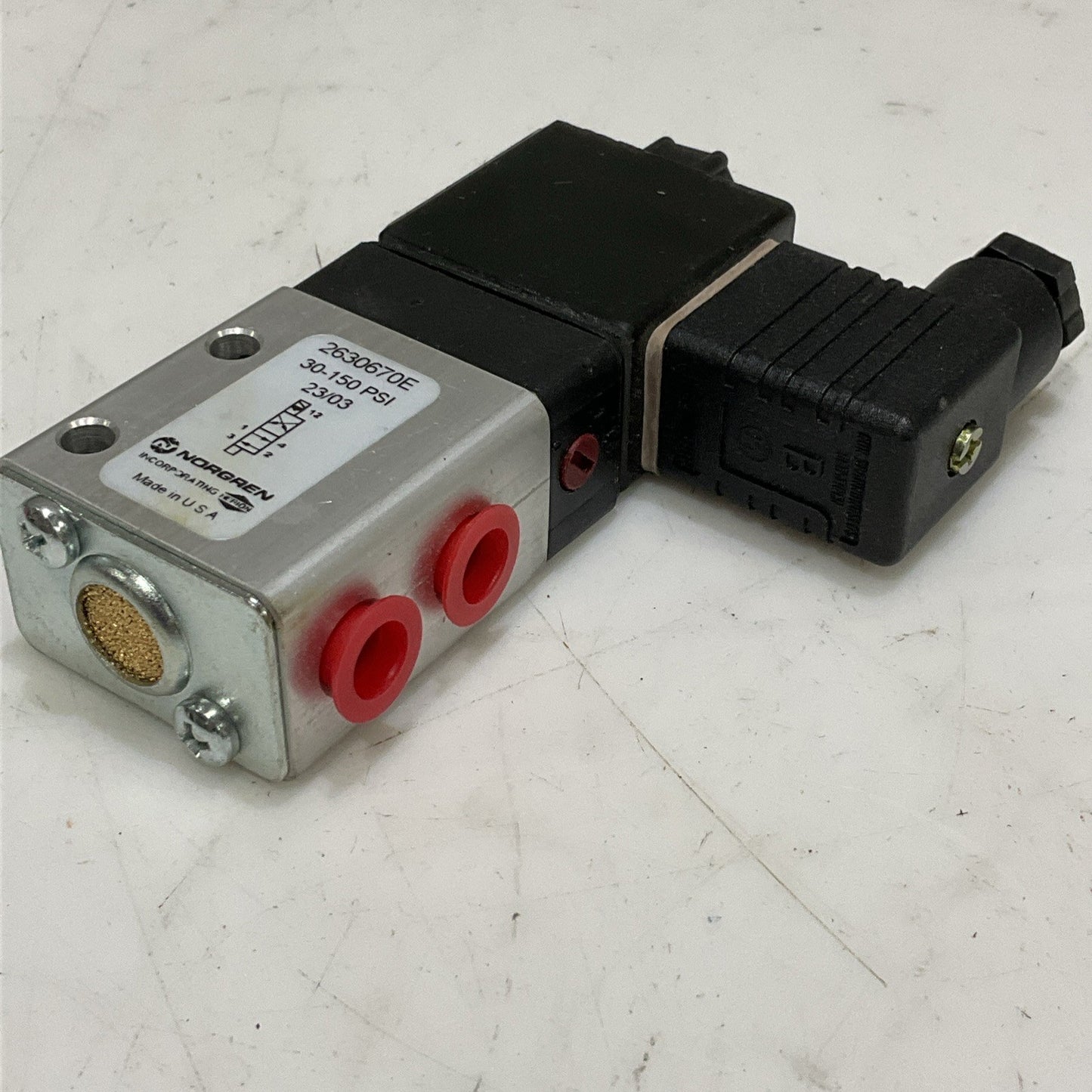 NORGREN 2630670E PNEUMATIC DIRECT SOLENOID VALVE 150 PSIG 4-WAY 1/8 PORT Z2M